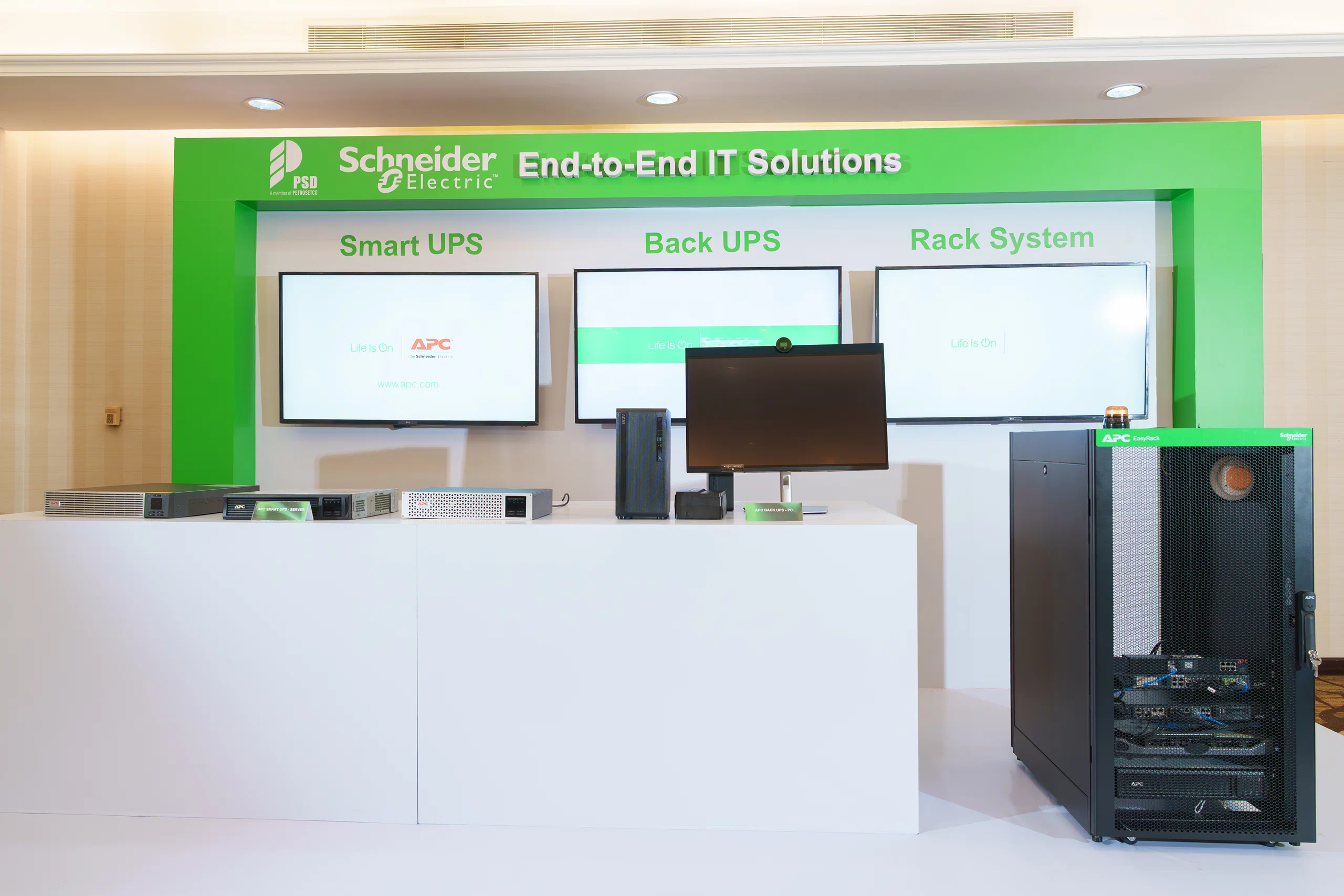 Schneider Electric bắt tay PSD, mở rộng hệ sinh thái hạ tầng số cho doanh nghiệp Việt