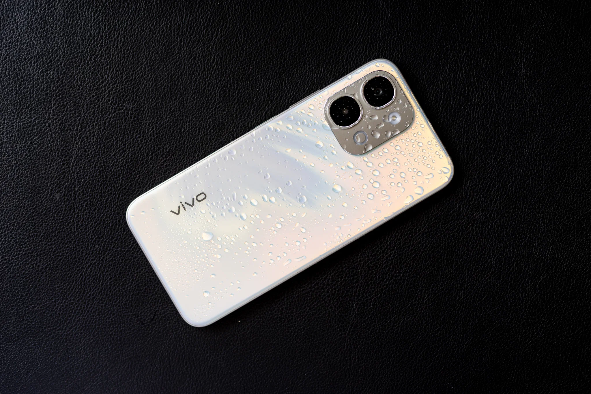 vivo Y31d ra mắt tại Việt Nam với pin 7,200mAh, độ bền đạt chuẩn SGS và ổn định dài hạn với OriginOS 6