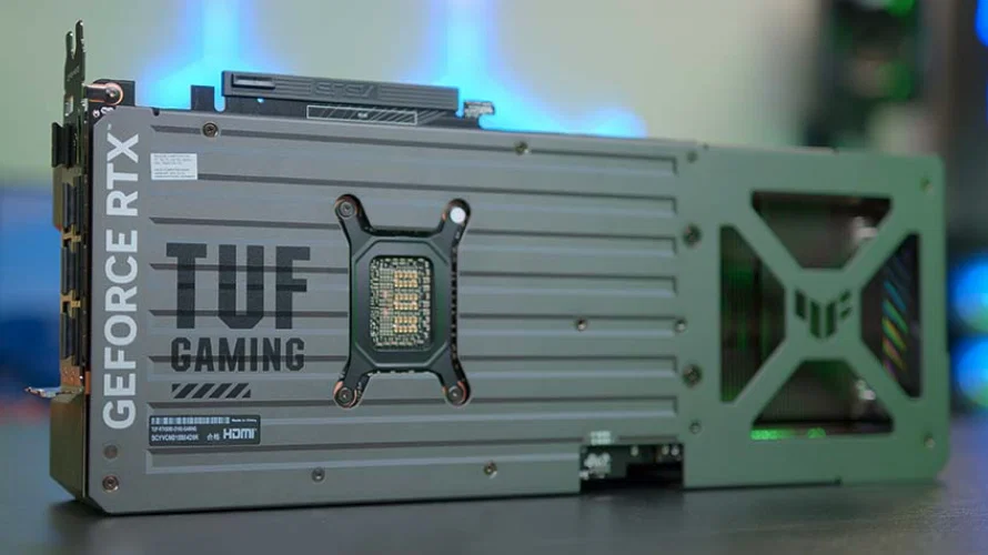 Trên tay ASUS TUF Gaming RTX 5080: Bản 16GB GDDR7 thiên về độ bền và thực dụng