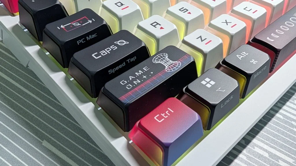 Trên tay ASUS ROG Azoth X: Bàn phím gaming 75% chuẩn custom, Speed Tap cho game thủ FPS