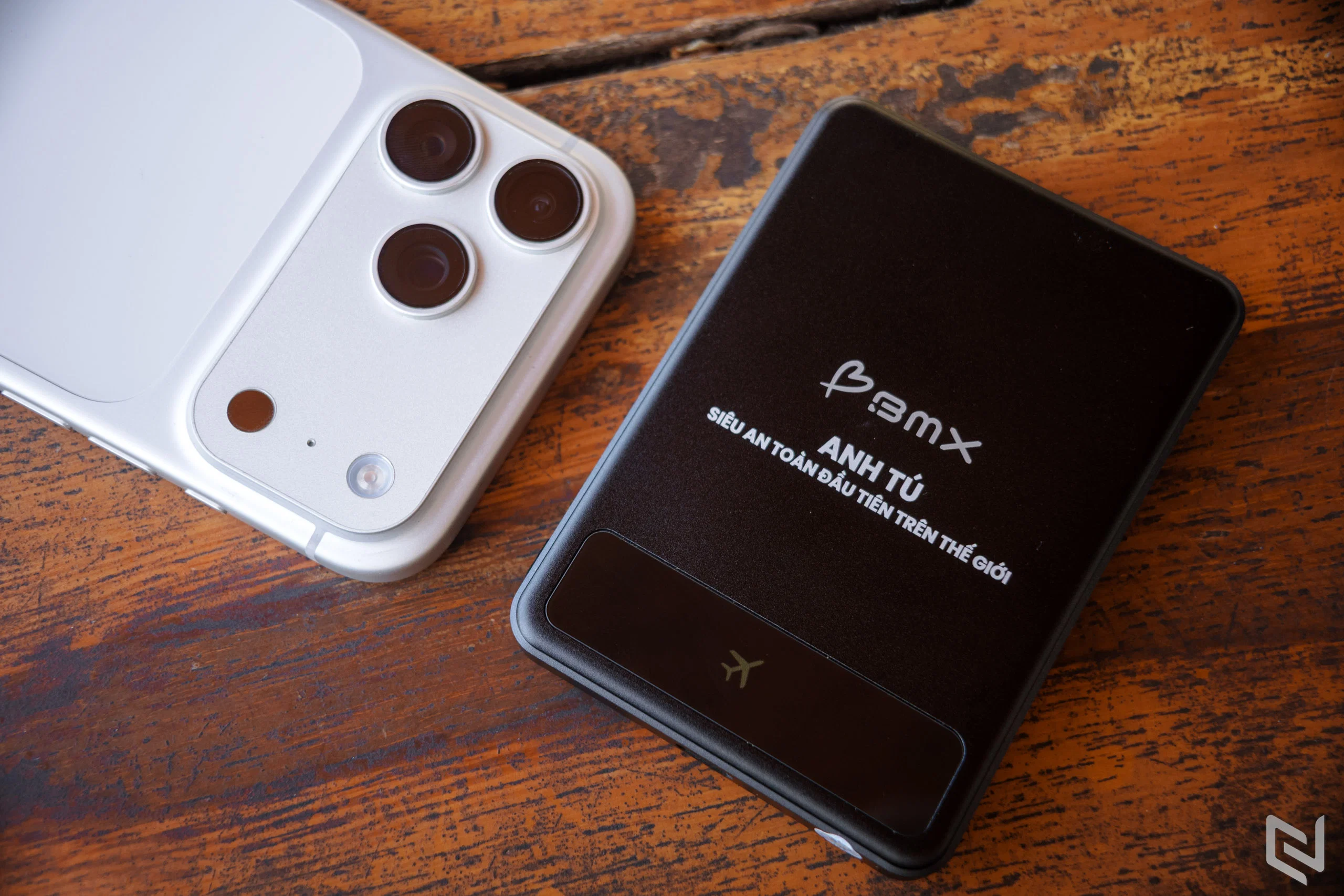 Đánh giá BMX SolidSafe MagSafe 5000mAh: Pin dự phòng thể rắn đầu tiên trên thế giới