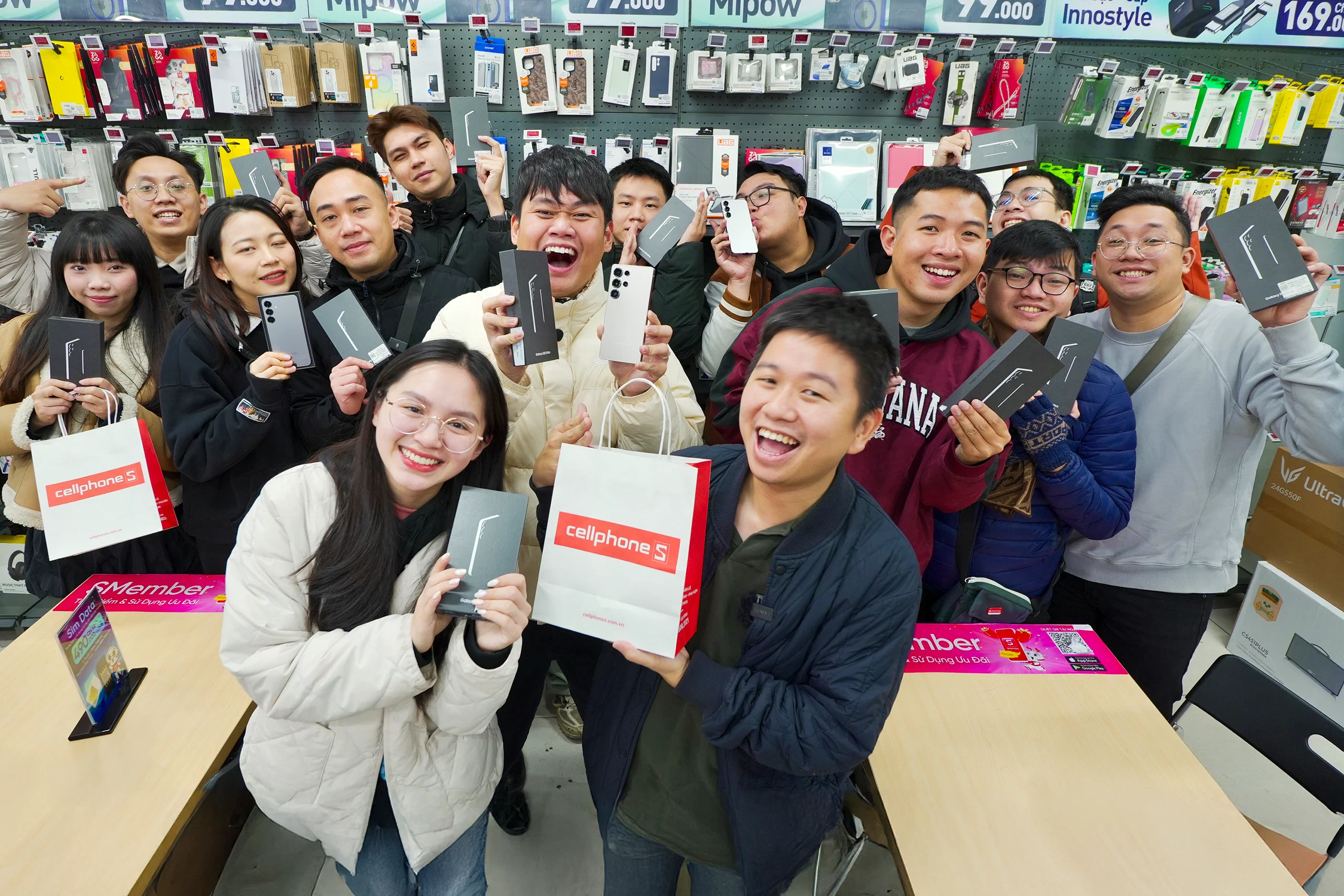 Galaxy S26 series mở bán tại CellphoneS: Thu cũ lên đời tiết kiệm đến 8 triệu đồng