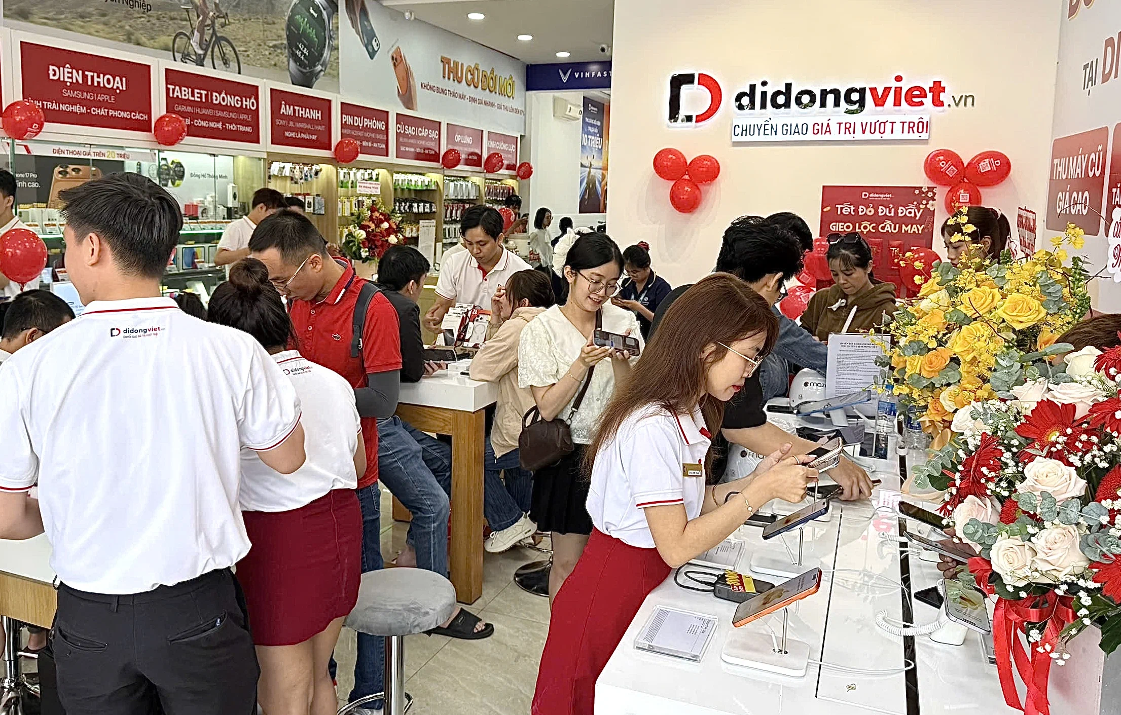 Đặt trước Galaxy S26 series tại Di Động Việt: ưu đãi tối đa 16 triệu đồng, trả góp 0%