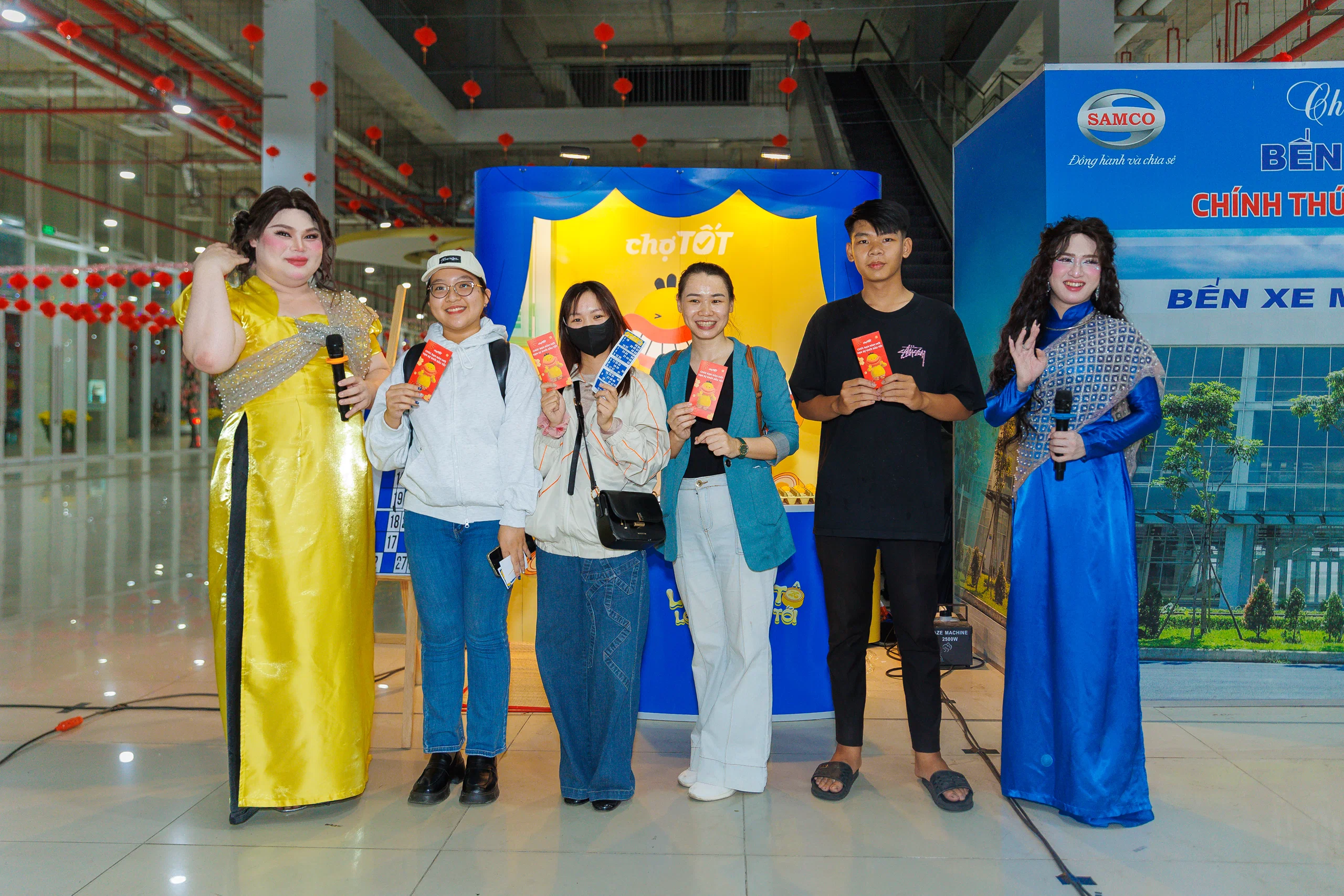 Việc Làm Tốt mang ‘Hò Lô Tô Việc Làm' đến bến xe, 5000 cơ hội chờ sẵn sau Tết
