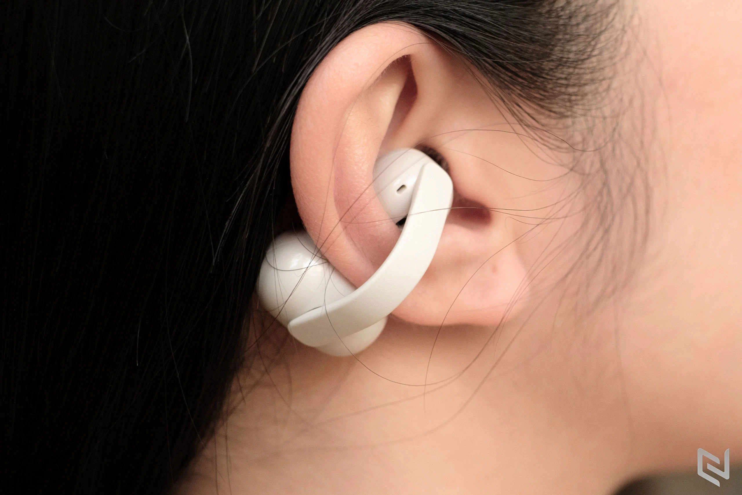 Đánh giá Sony Clip WF-LC900: Chất âm sáng rõ, thoáng tai, phù hợp nghe cả ngày