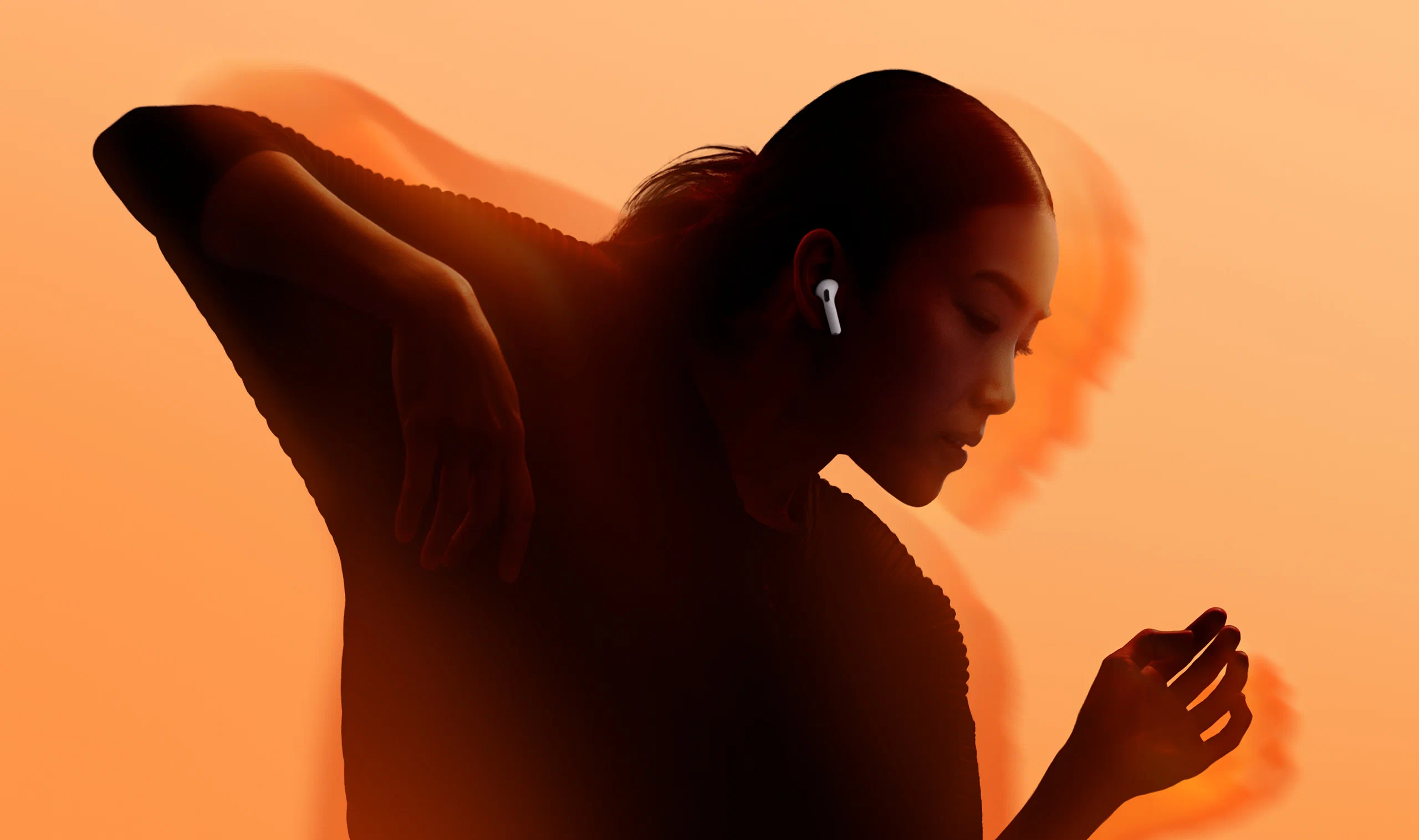 AirPods: Khi tai nghe không dây trở thành “phòng thu” di động cá nhân