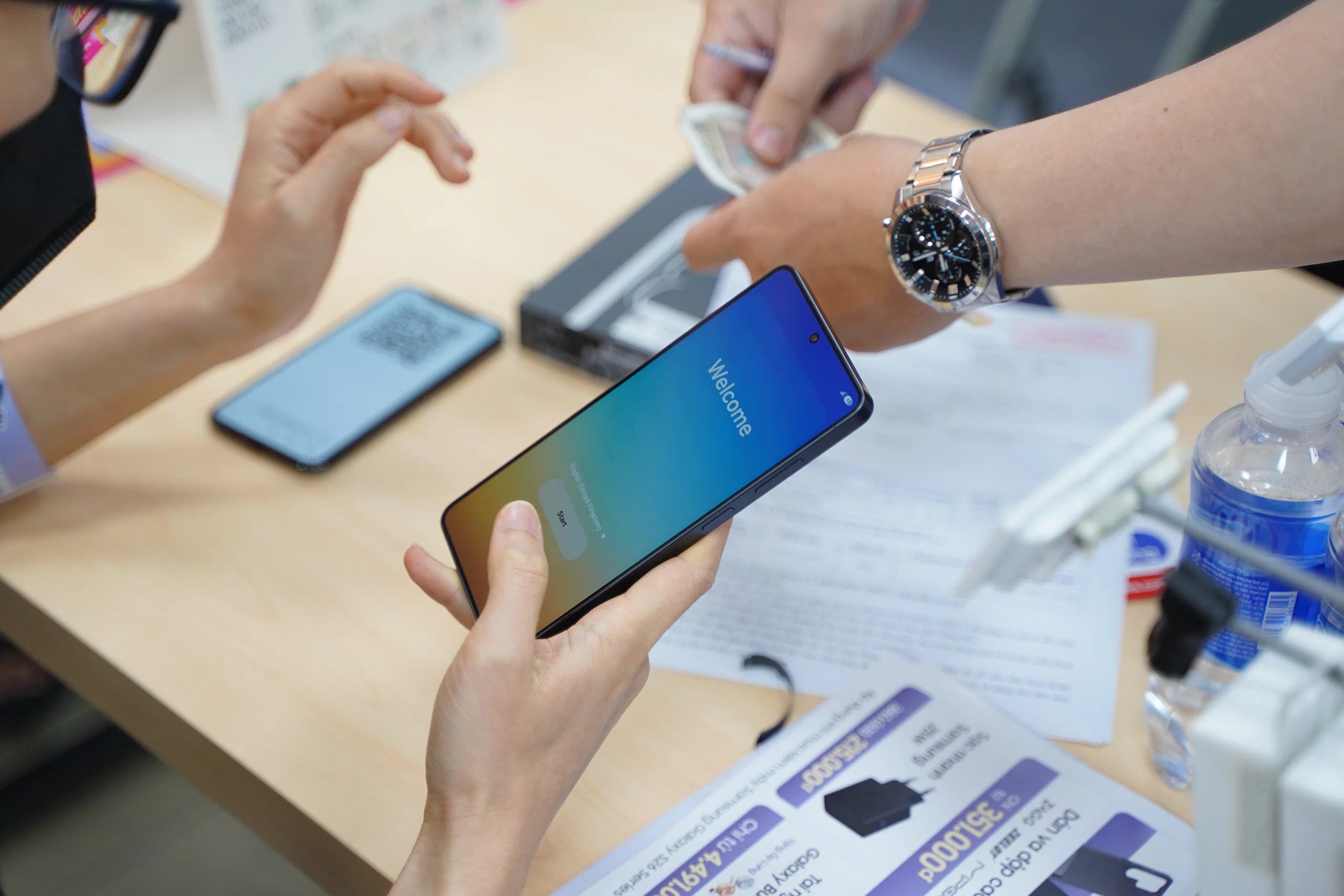 Galaxy S26 Series mở bán tại CellphoneS, gần 3000 đơn đặt trước chỉ sau 8 ngày