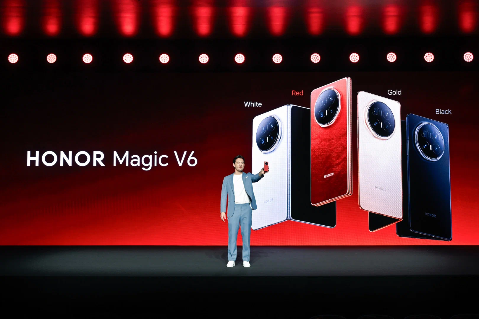 HONOR hợp tác ARRI, giới thiệu Robot Phone tích hợp AI và chuyển động cơ học tại MWC 2026