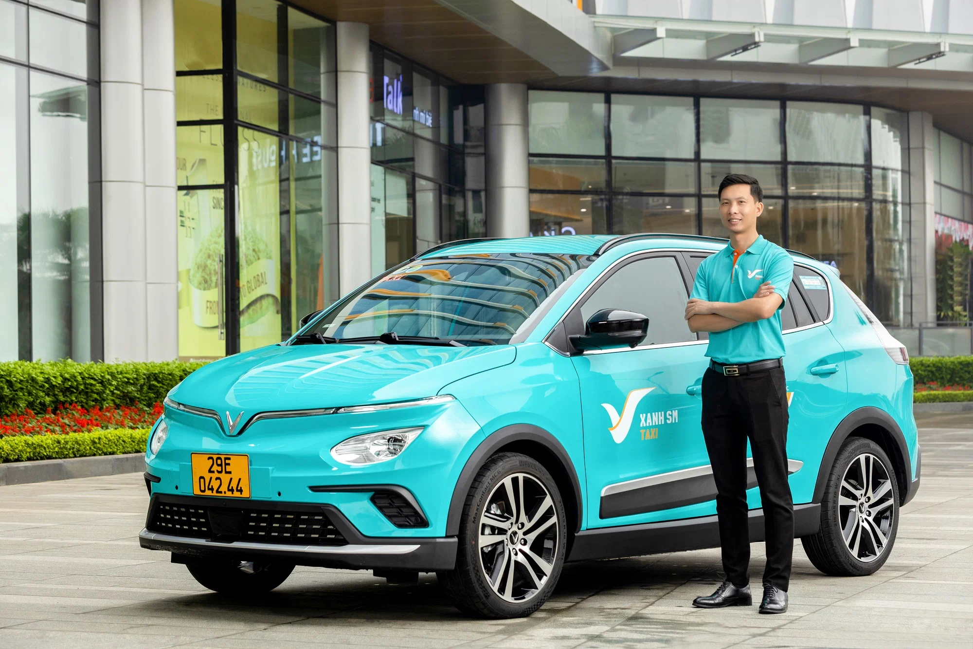 Vingroup triển khai chương trình “Thu xăng - Đổi điện” tại 4 quốc gia để giảm áp lực chi phí nhiên liệu