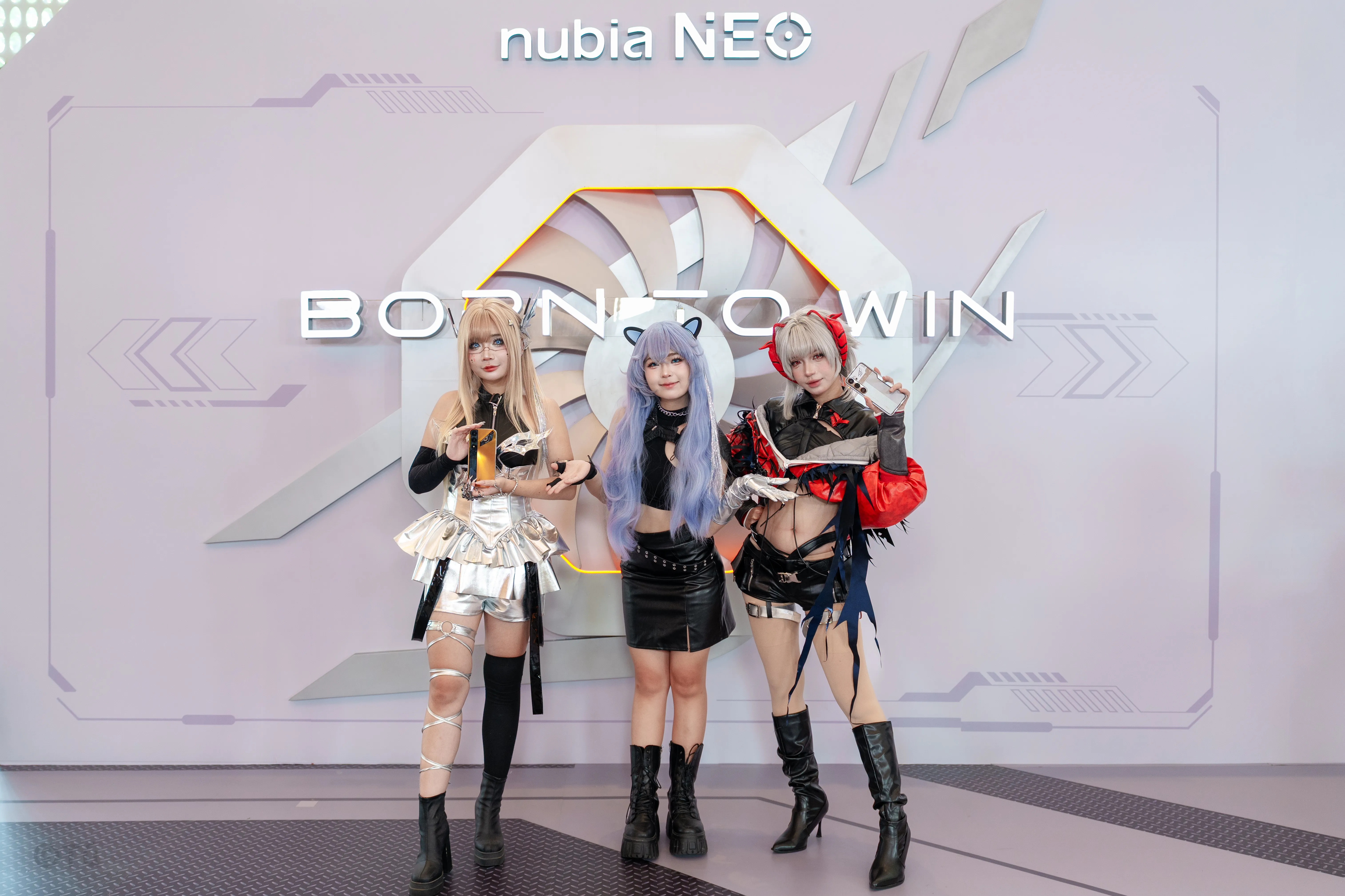 nubia NEO 5 Series ra mắt: Gaming phone với quạt tản nhiệt chủ động và Neo Triggers 5.0