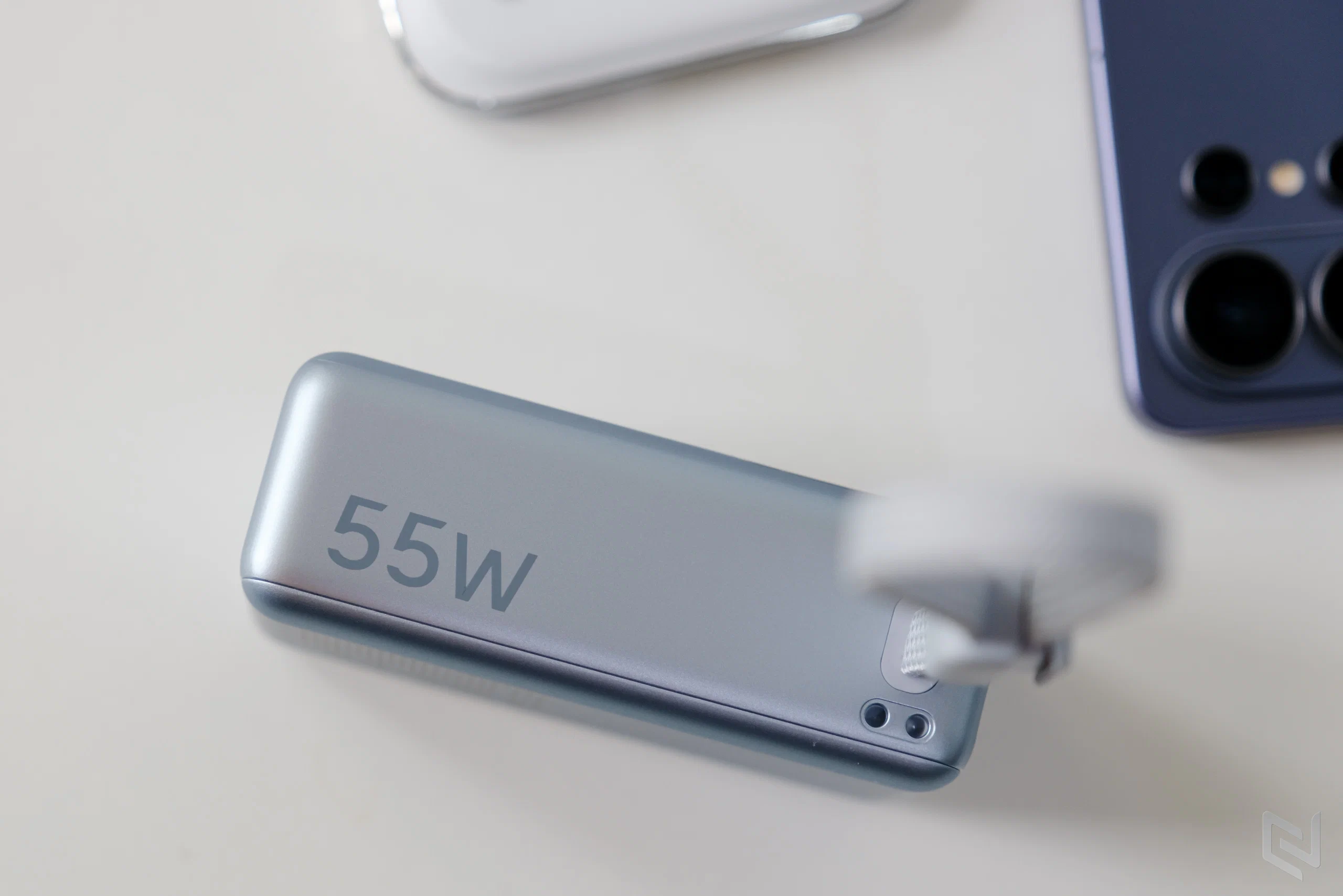 Đánh giá UGREEN PB727: Pin dự phòng 55W nhỏ gọn, đủ sạc iPhone Air và Galaxy S26 Ultra