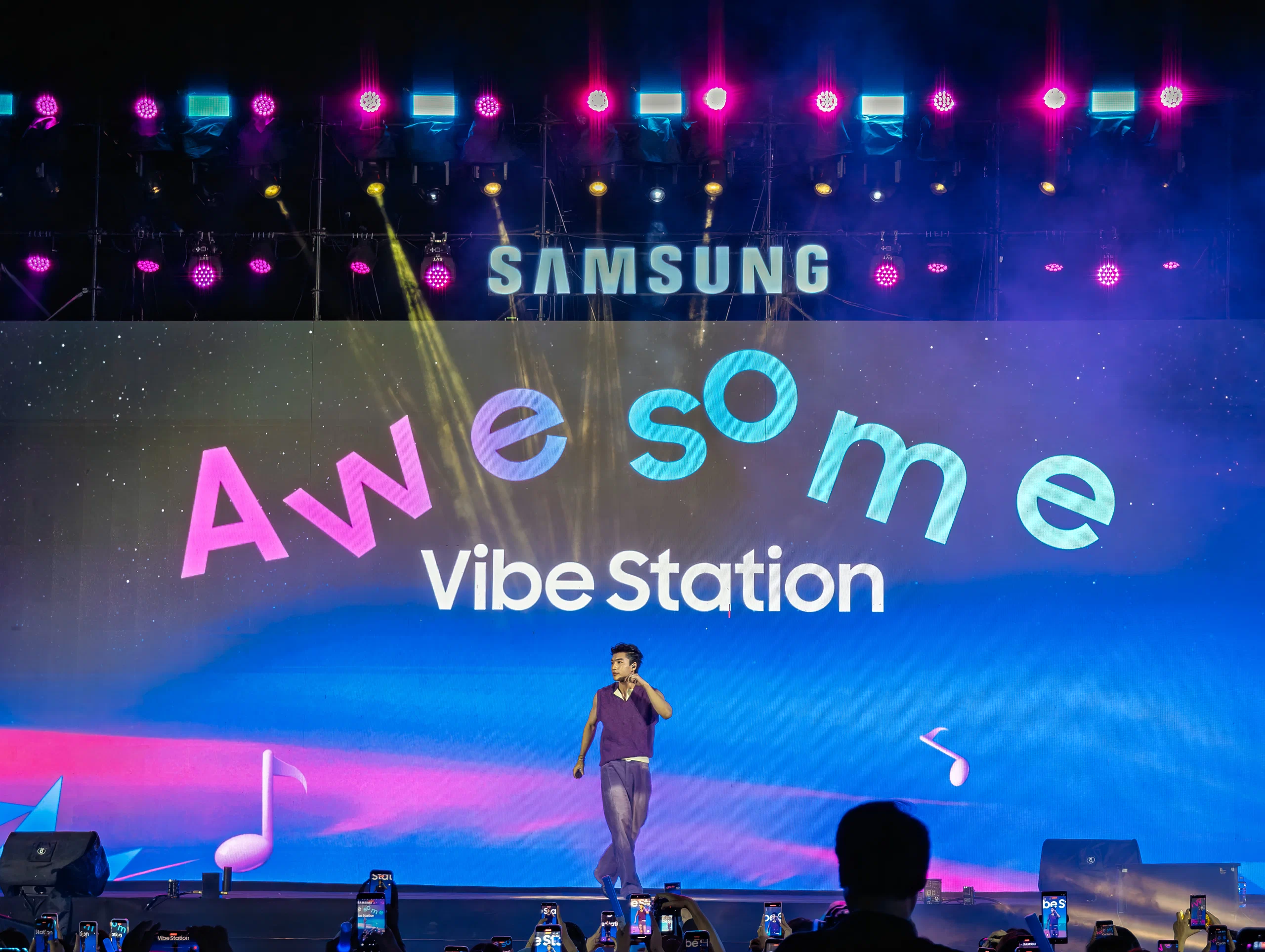 Samsung biến Awesome Vibe Station thành sân khấu cho Galaxy A57 và A37