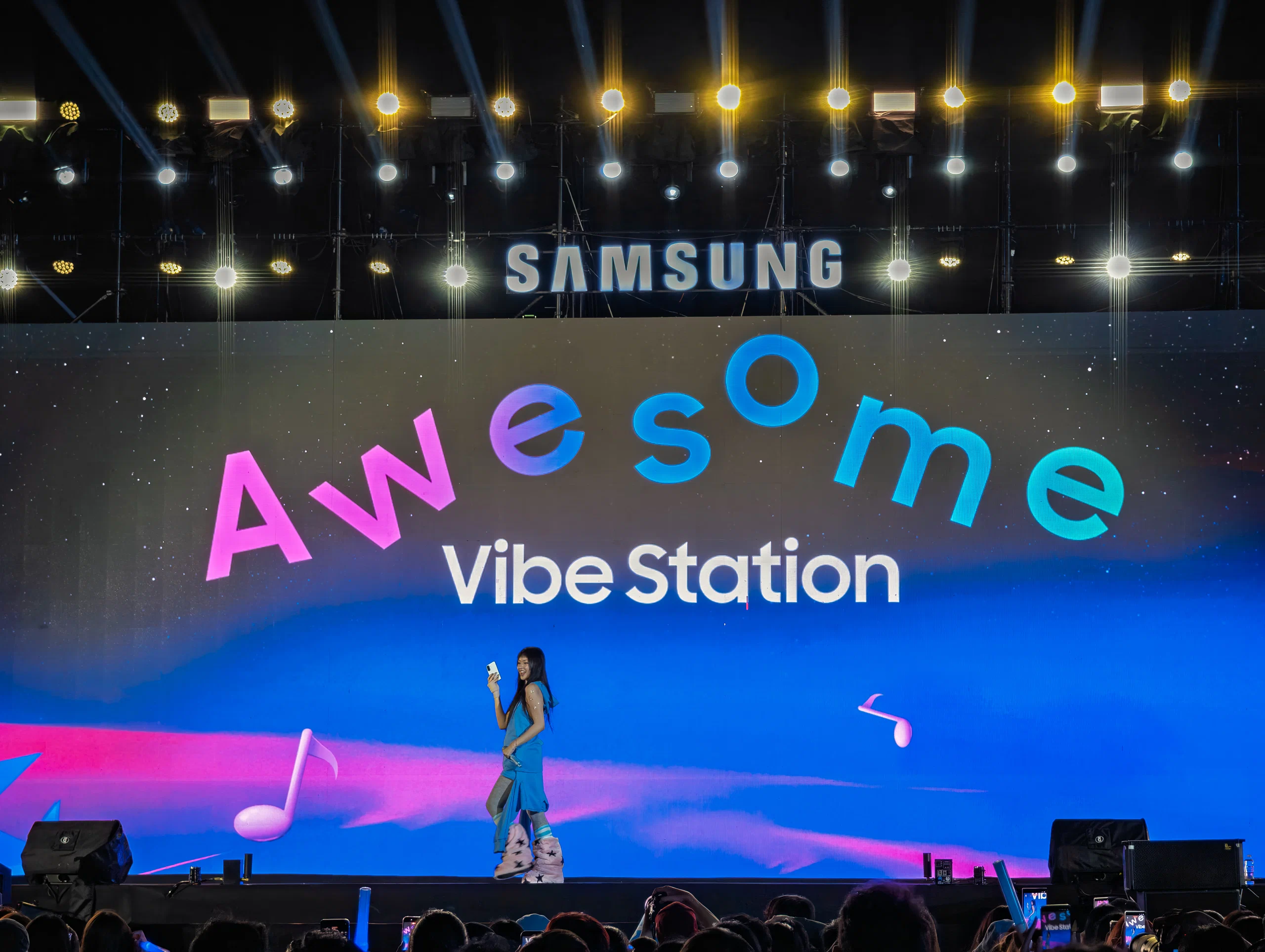 Samsung biến Awesome Vibe Station thành sân khấu cho Galaxy A57 và A37