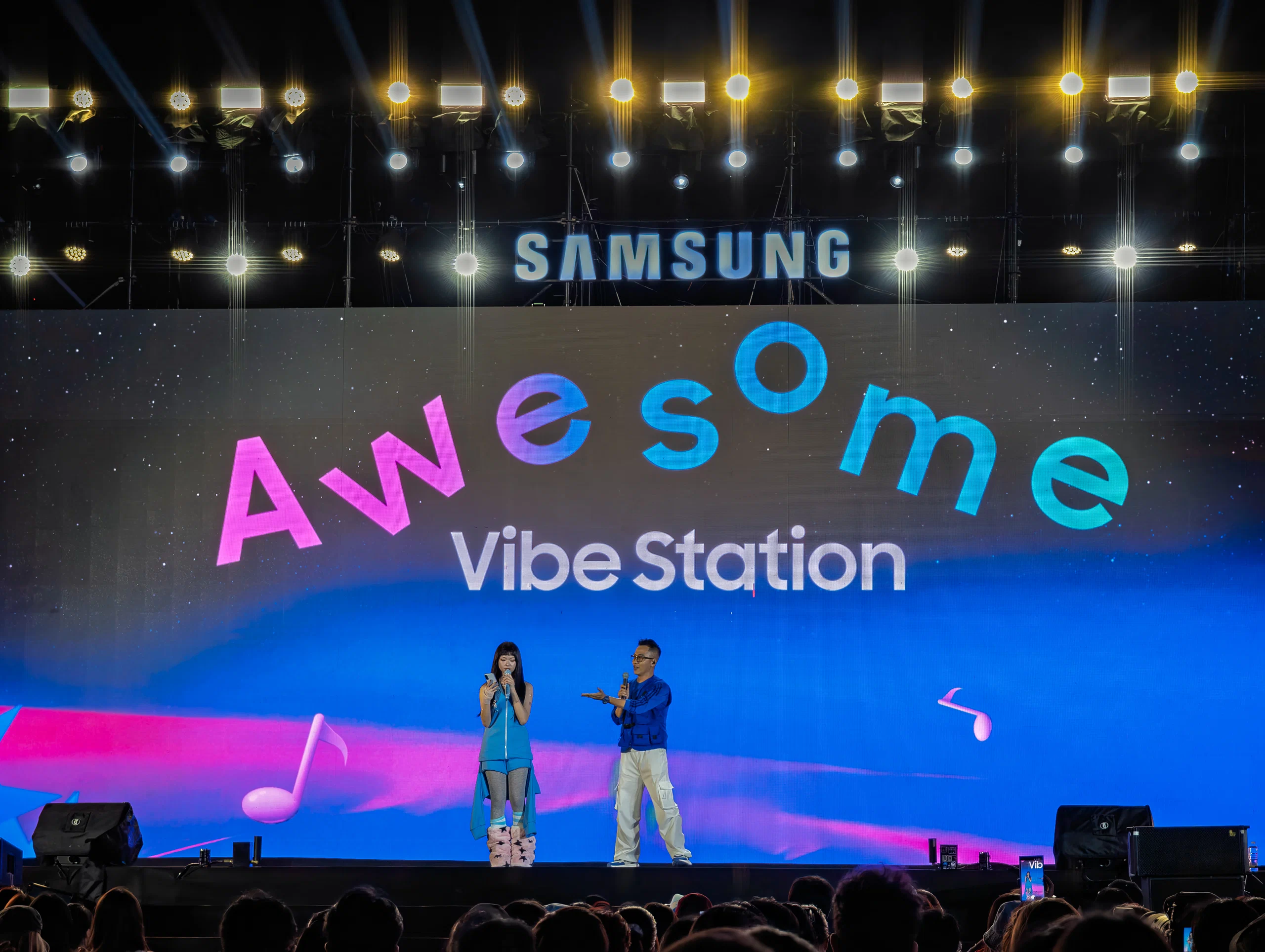 Samsung biến Awesome Vibe Station thành sân khấu cho Galaxy A57 và A37