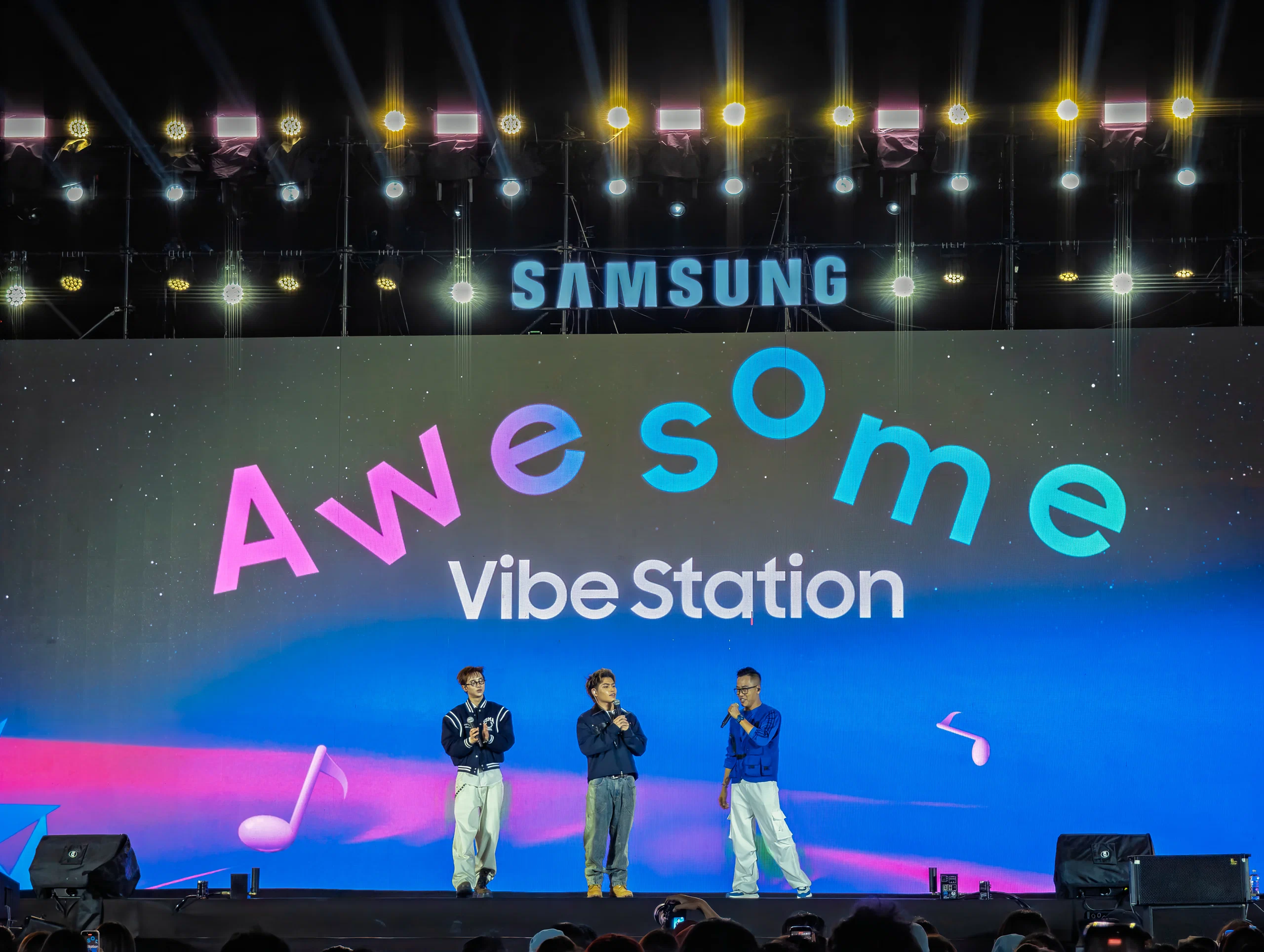 Samsung biến Awesome Vibe Station thành sân khấu cho Galaxy A57 và A37