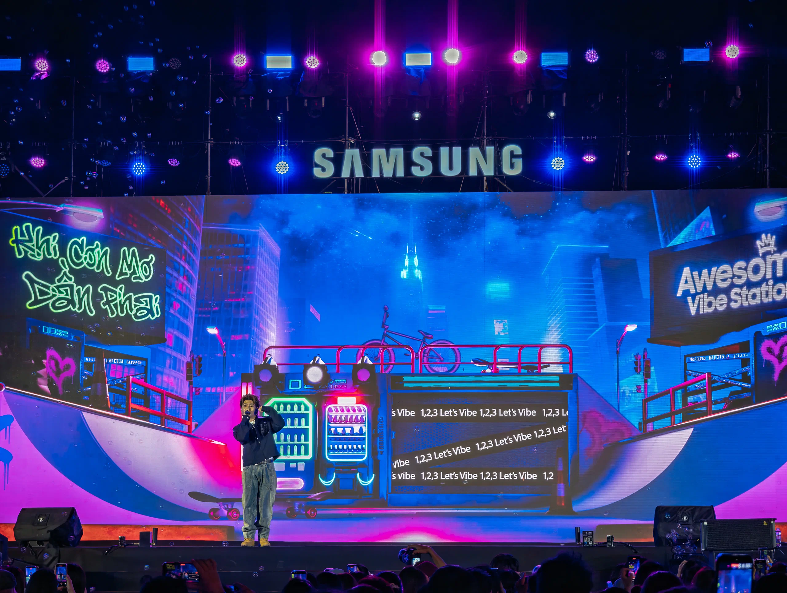 Samsung biến Awesome Vibe Station thành sân khấu cho Galaxy A57 và A37