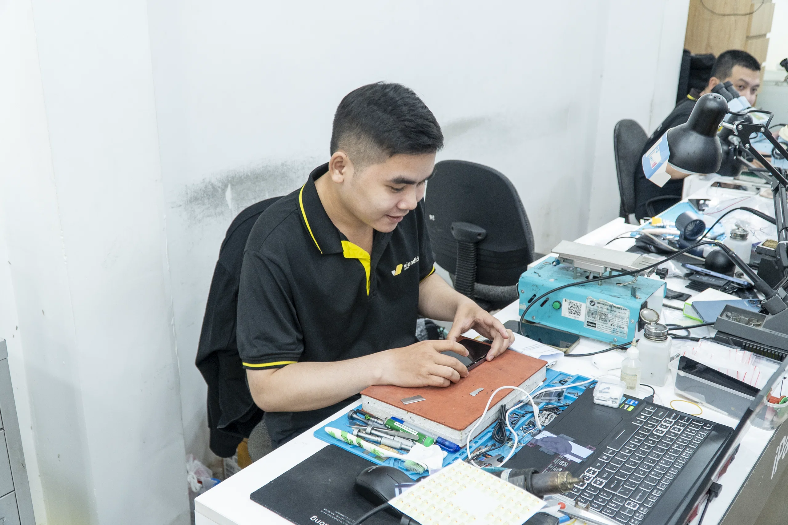 iPhone LikeNew giảm sâu dịp sale 4.4, thay pin chỉ từ 150,000 đồng