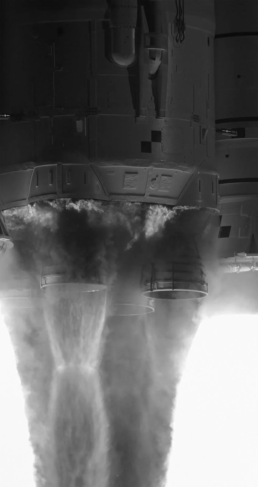NASA công bố ảnh hồng ngoại của Artemis II và chúng cho thấy những chi tiết mắt thường không thấy