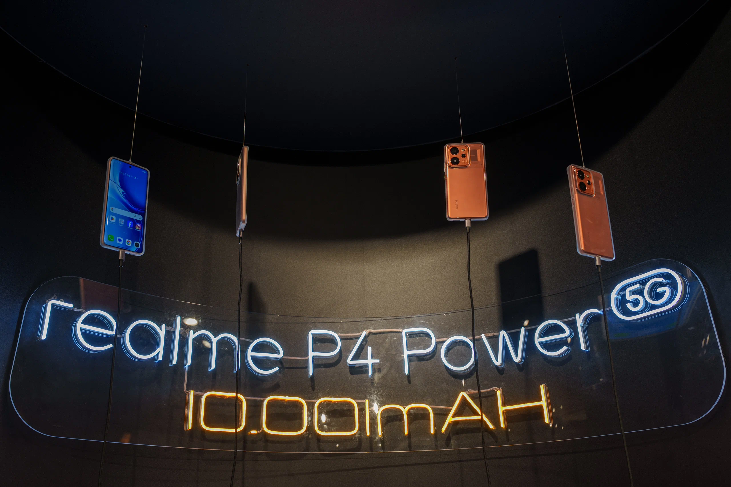 realme P4 Power ra mắt tại Việt Nam với siêu pin 10,001mAh, hướng tới người dùng đa nhiệm