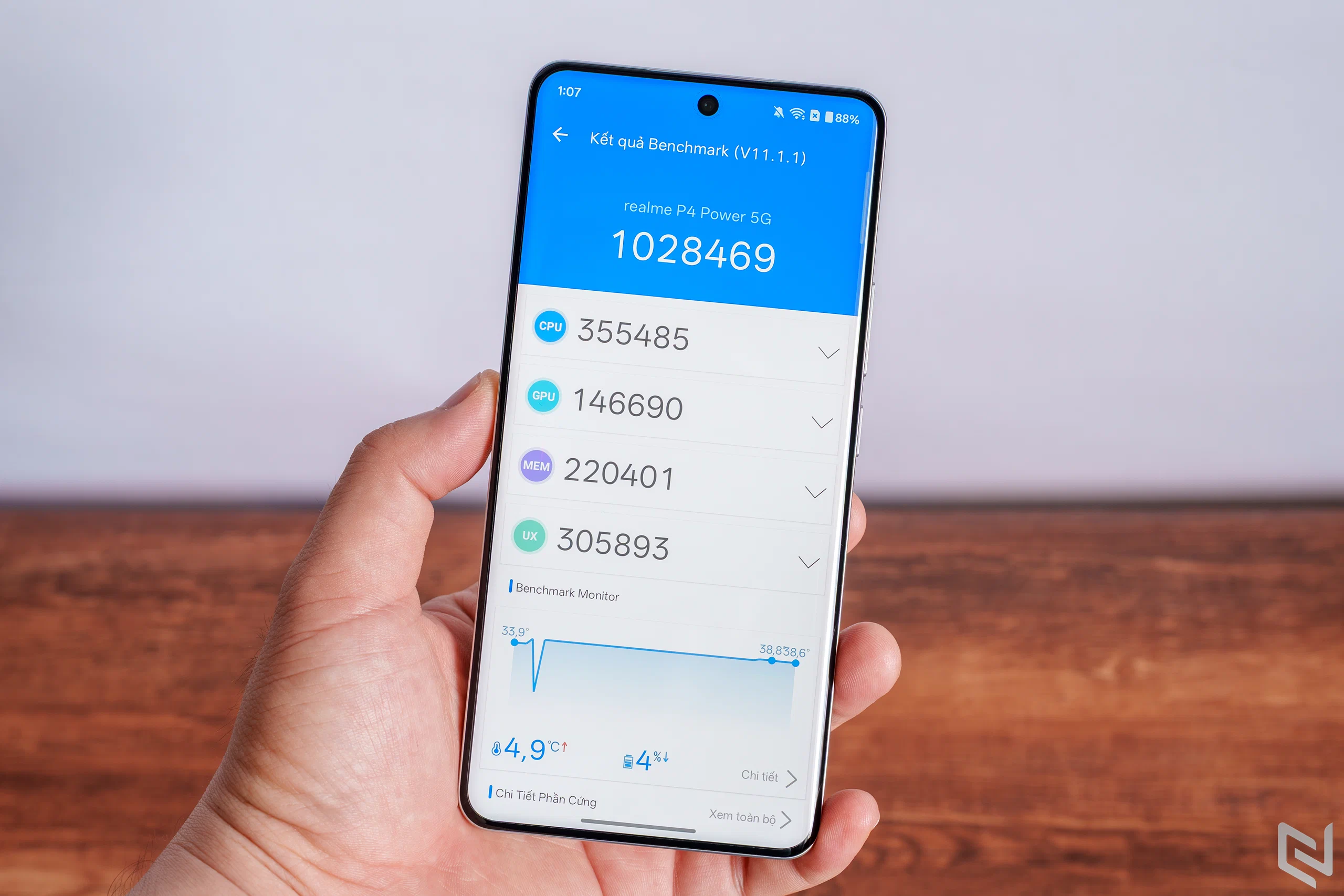 Trên tay realme P4 Power: Pin 10001mAh dùng liên tục 3 ngày, hiệu năng và camera đủ cho mọi nhu cầu