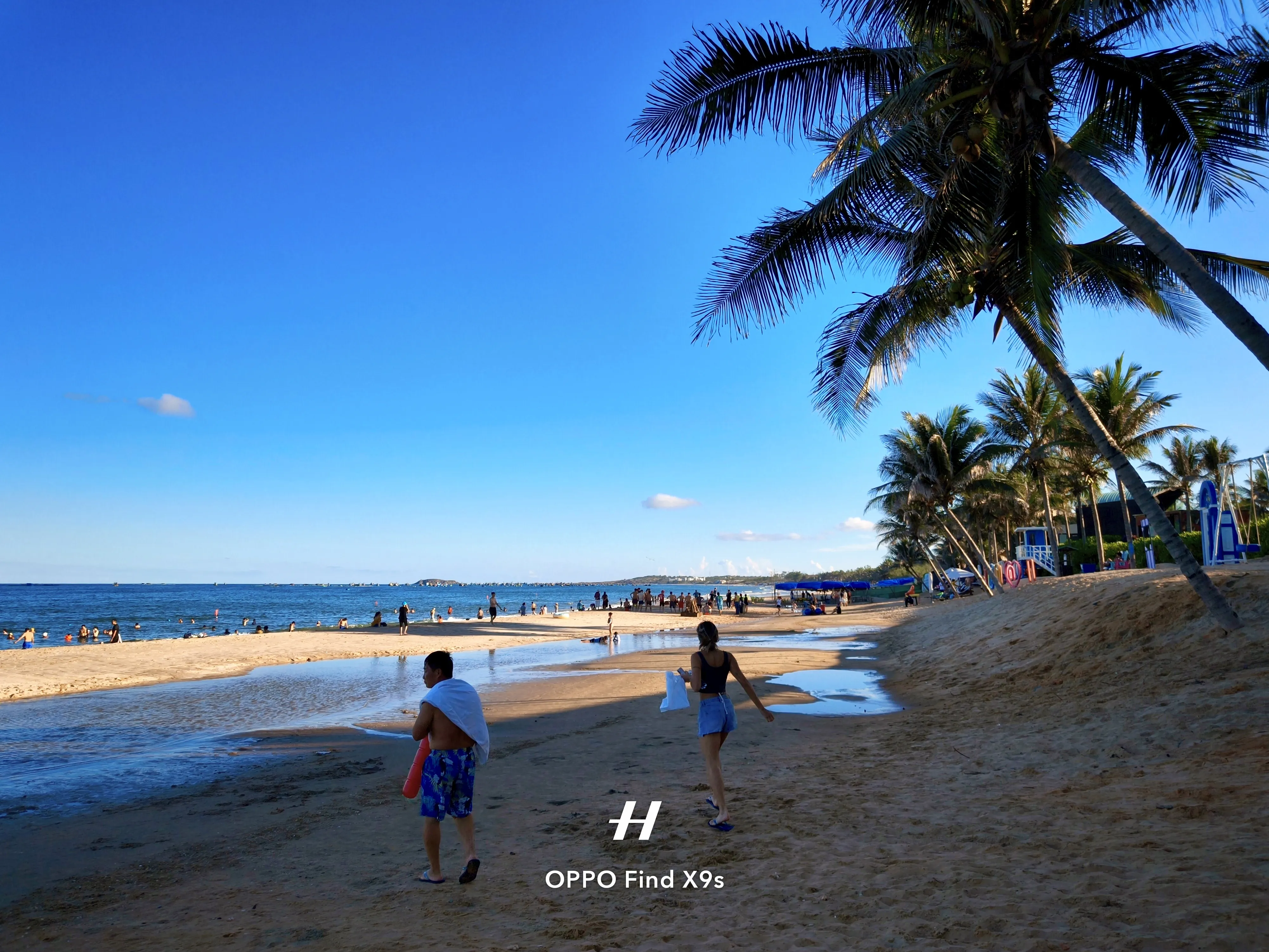 So sánh camera OPPO Find X9s vs iPhone 17: Đâu mới là vua camera trong phân khúc?