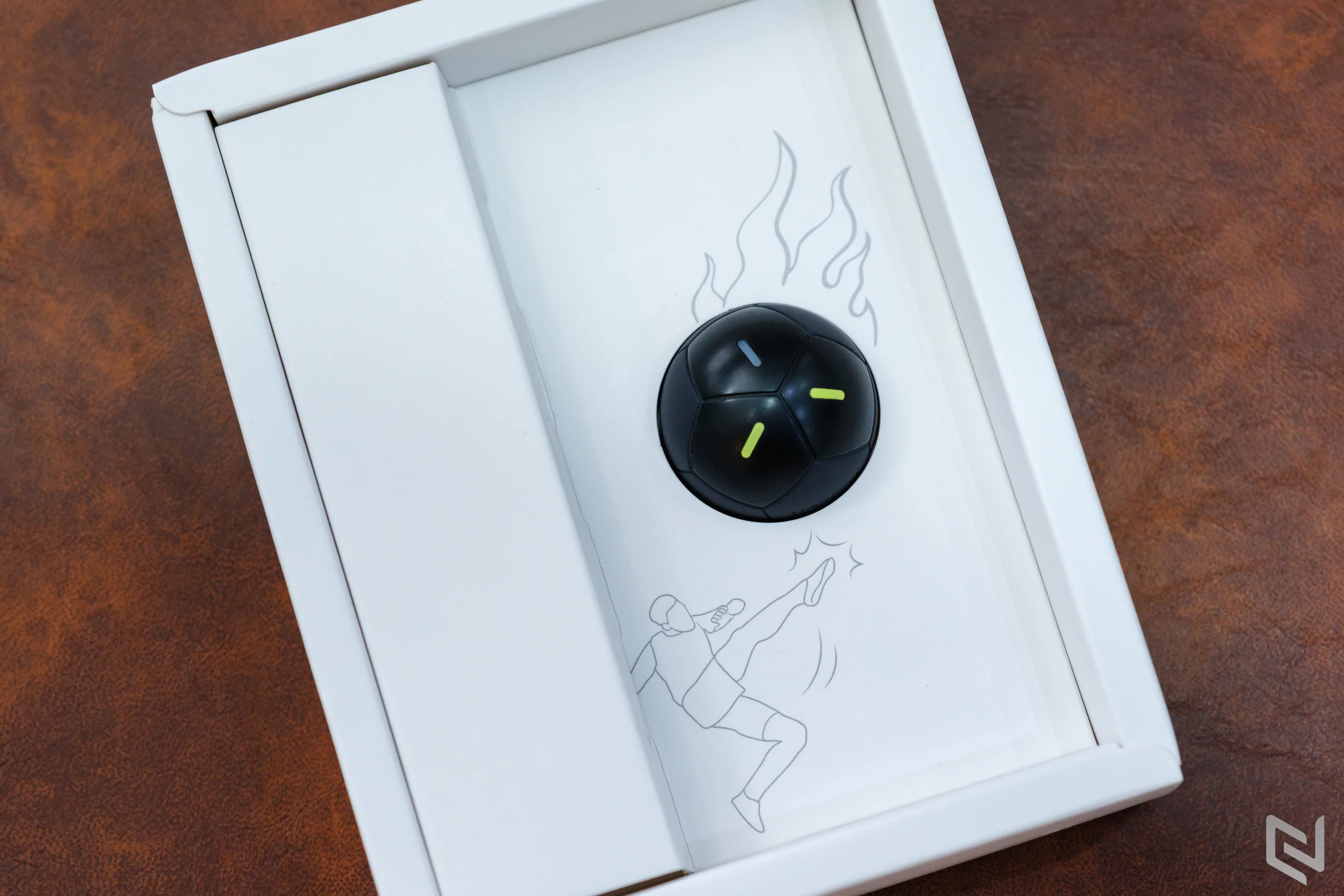 Đánh giá UGREEN FineTrack 2: Tag định vị hình quả bóng đá, pin 7 năm, chuẩn Works with Apple Find My