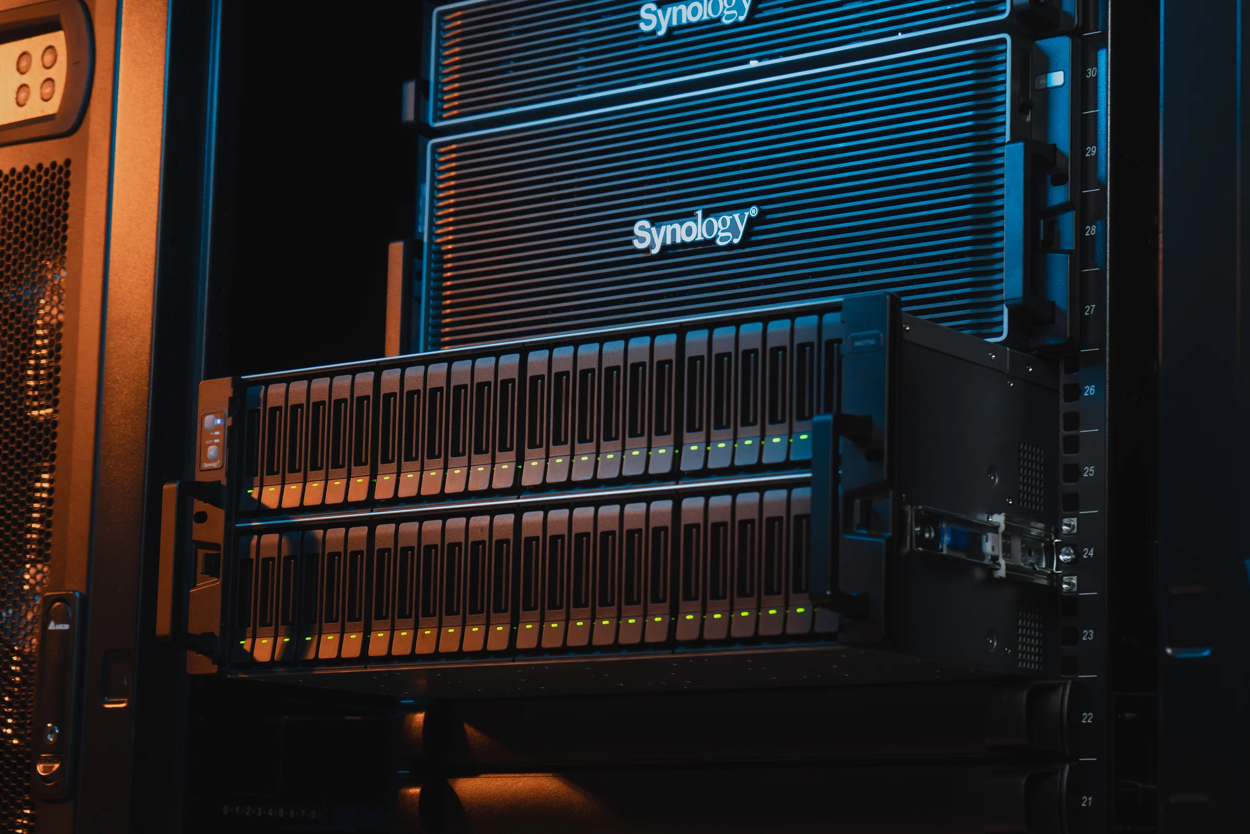 Synology ra mắt PAS7700, hệ thống lưu trữ NVMe all-flash cho môi trường dữ liệu cường độ cao