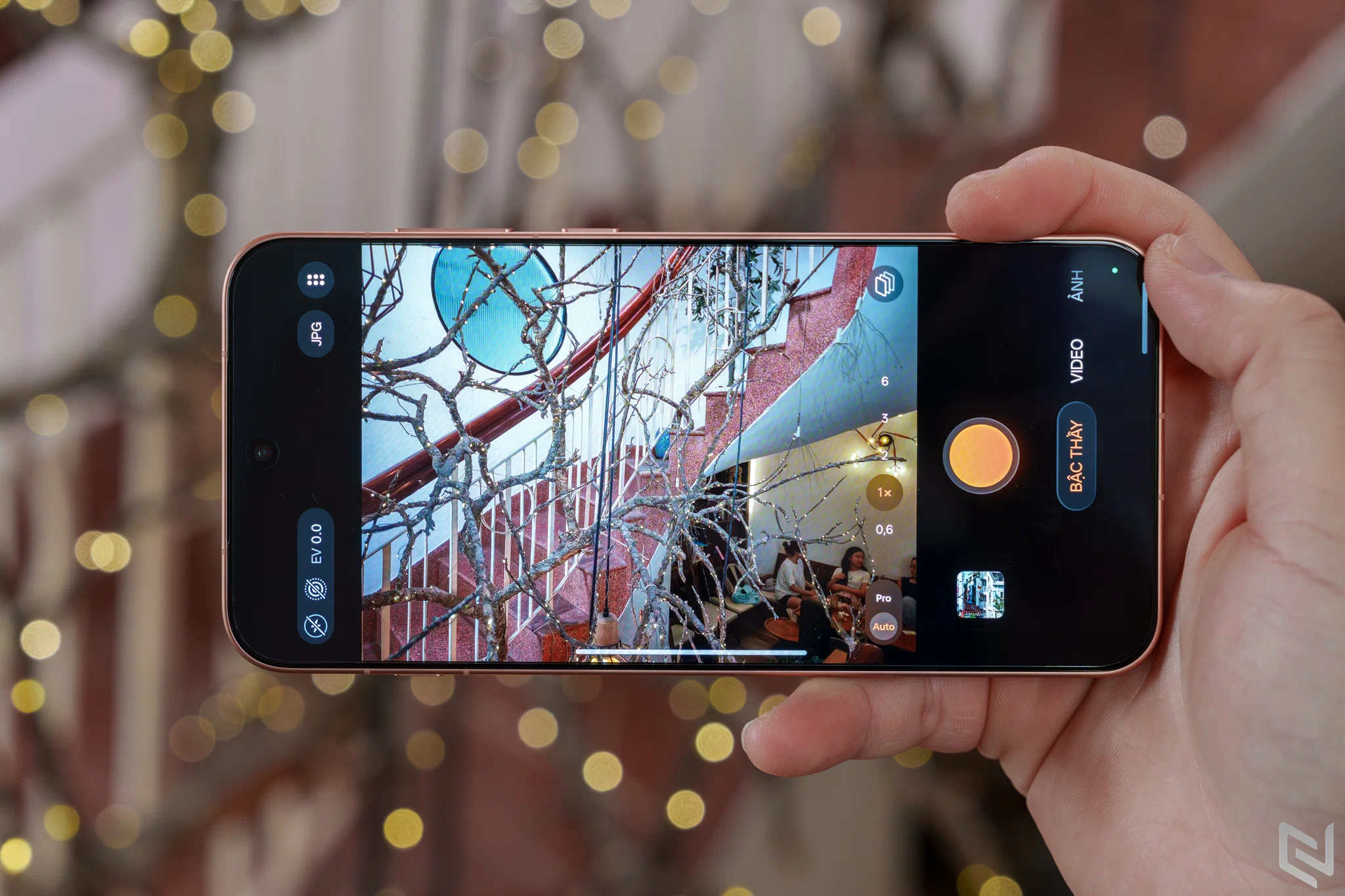 Đánh giá camera và hiệu năng OPPO Find X9s: Chất ảnh Hasselblad “gánh” visual, hiệu năng AI đầu bảng