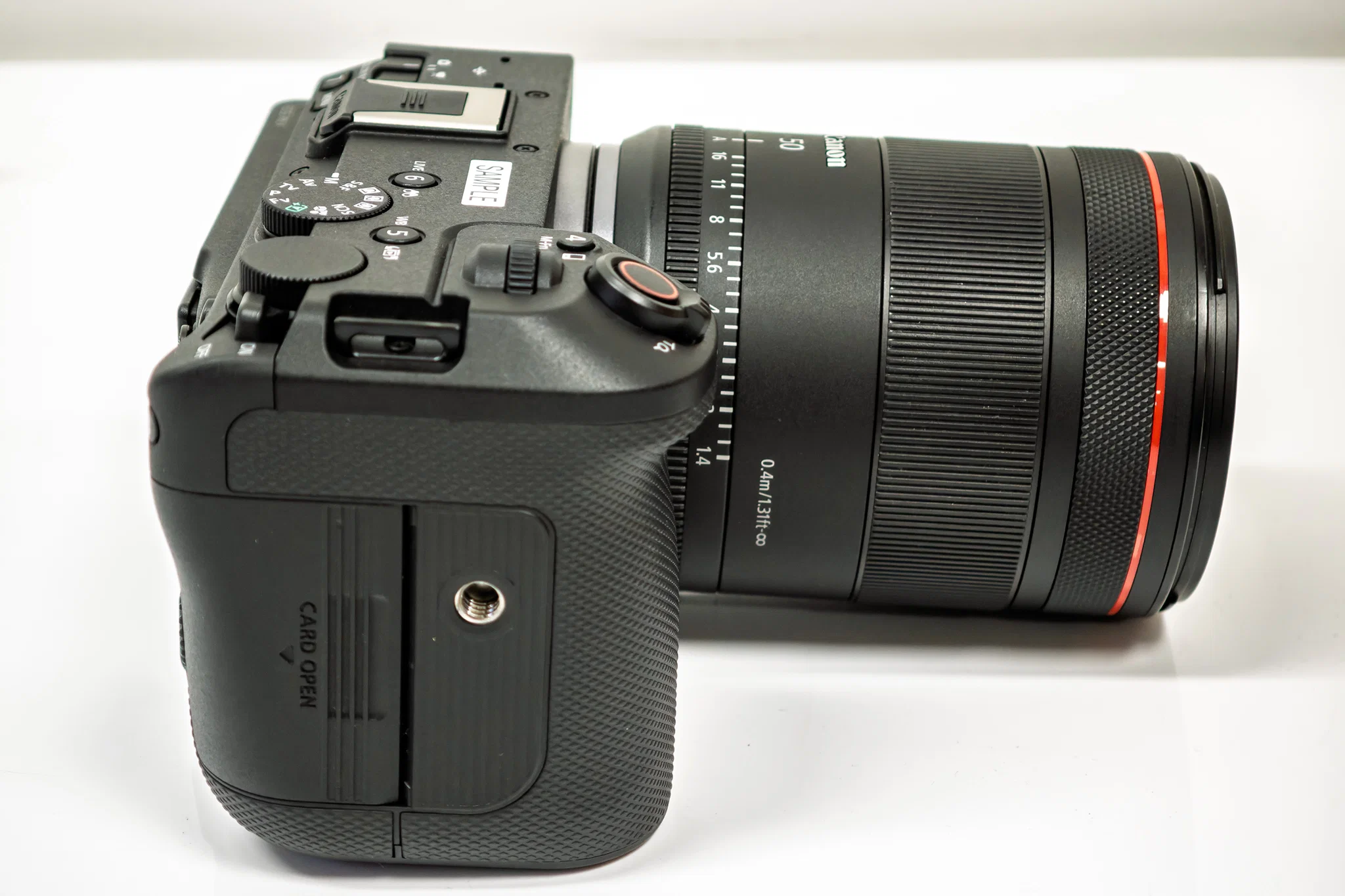 Canon giới thiệu EOS R6 V và ống kính RF20-50mm F4 L IS USM PZ tại Việt Nam - Bộ đôi hoàn hảo cho sáng tạo nội dung