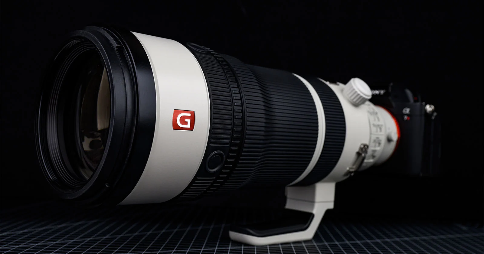 Sony A7R VI chính thức: Cảm biến stacked 66.8MP, chụp 30fps không blackout