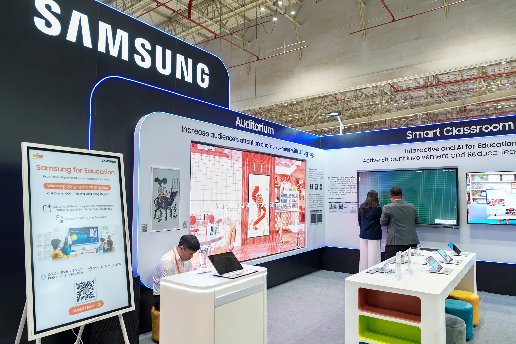 Samsung trình diễn lớp học thông minh tại Education Vietnam 2026: Từ AI đến màn hình 3D không kính