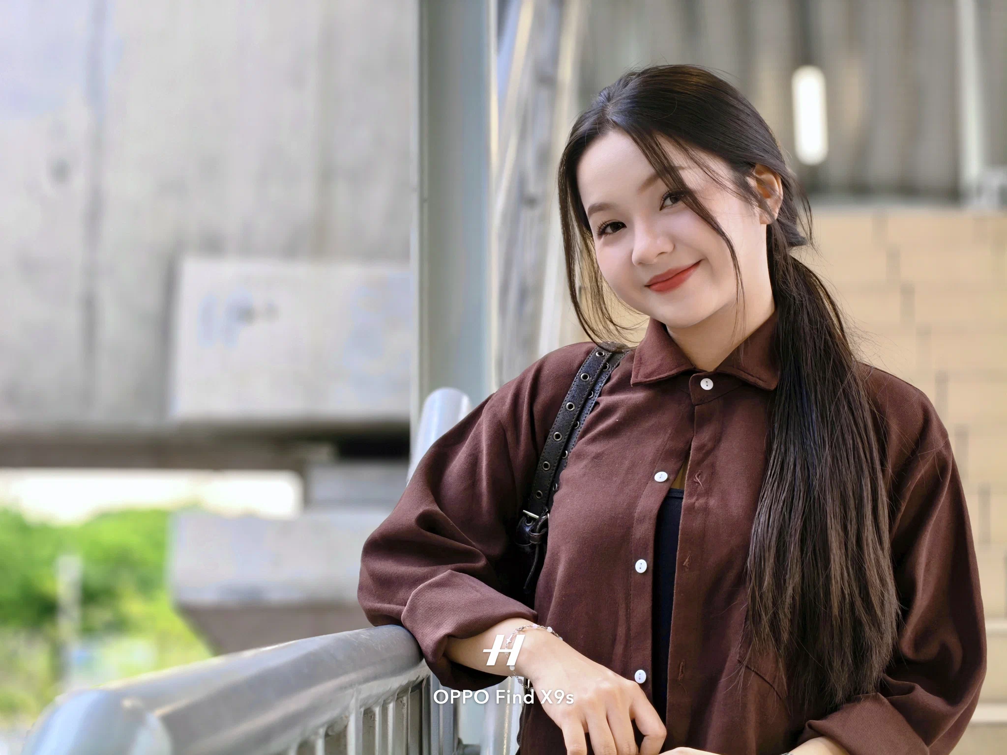 Đánh giá camera và hiệu năng OPPO Find X9s: Chất ảnh Hasselblad “gánh” visual, hiệu năng AI đầu bảng