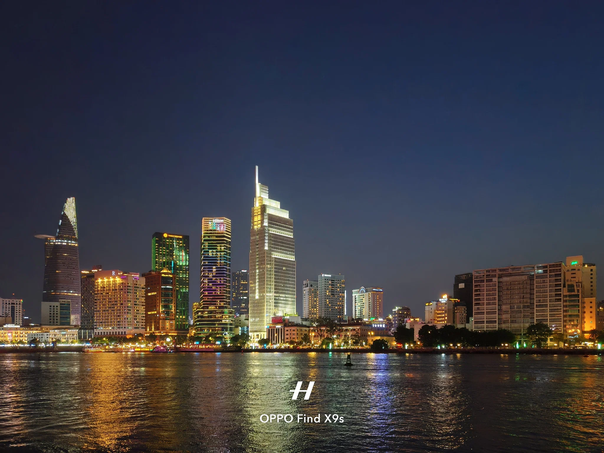 Đánh giá camera và hiệu năng OPPO Find X9s: Chất ảnh Hasselblad “gánh” visual, hiệu năng AI đầu bảng