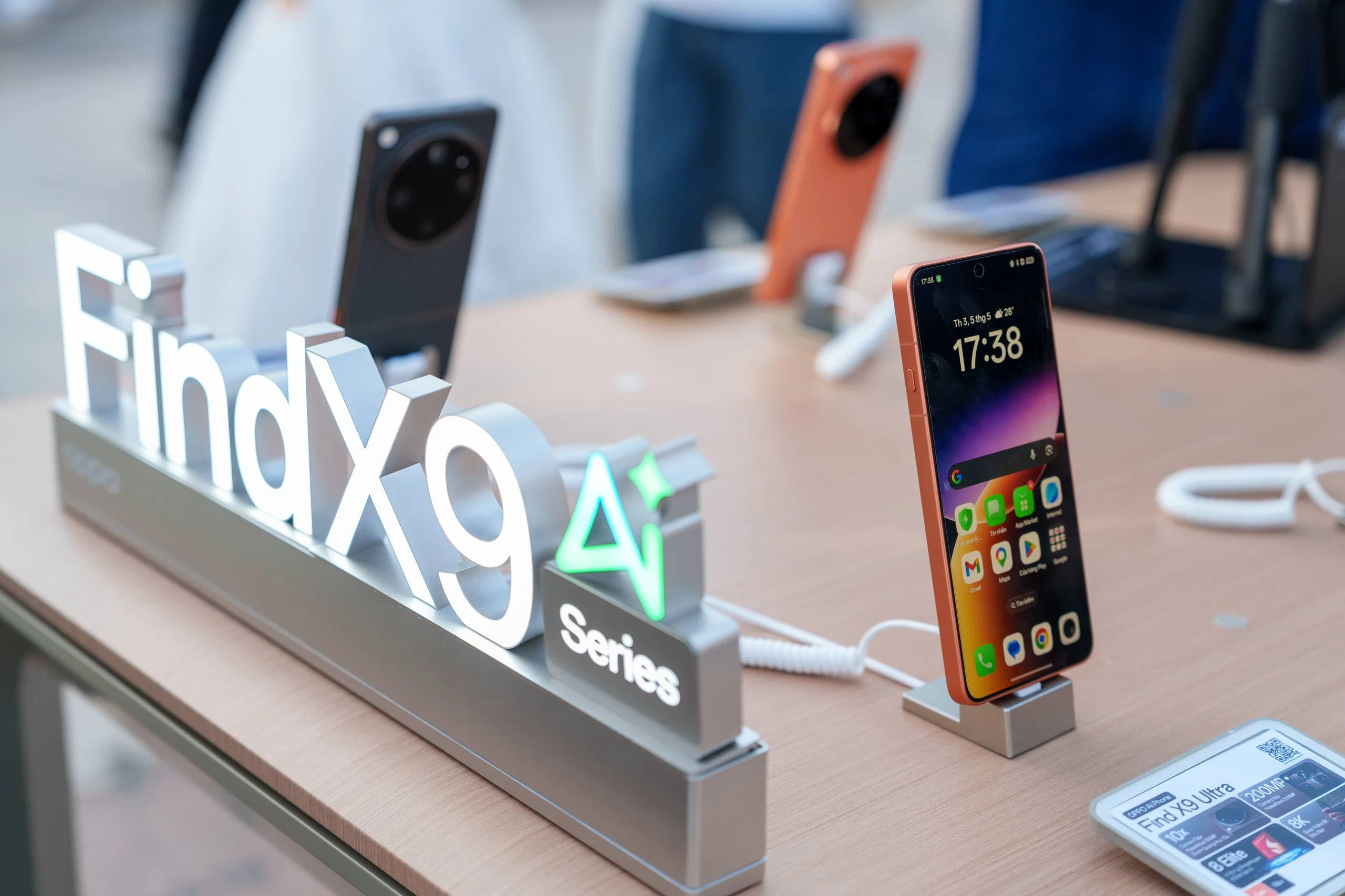 OPPO Find X9 Ultra và Find X9s ra mắt tại Việt Nam, đưa trải nghiệm nhiếp ảnh Hasselblad đến gần hơn với người dùng