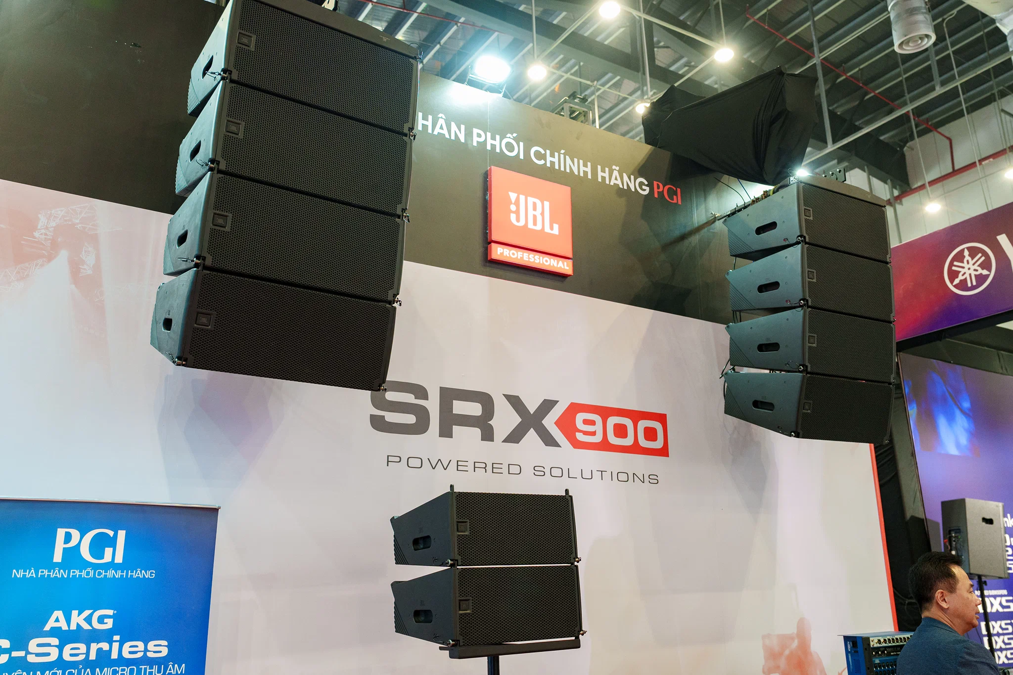 PGI trình diễn giải pháp âm thanh JBL SRX900 và AMX MUSE tại PLASE Show 2026