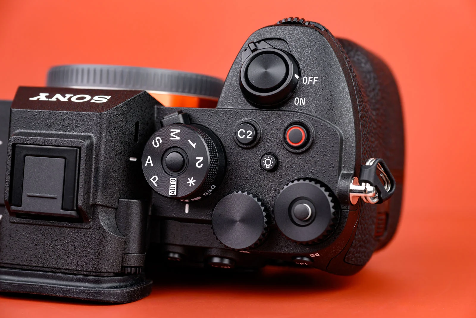 Sony A7R VI chính thức: Cảm biến stacked 66.8MP, chụp 30fps không blackout