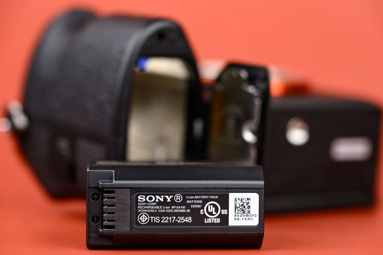 Sony A7R VI chính thức: Cảm biến stacked 66.8MP, chụp 30fps không blackout