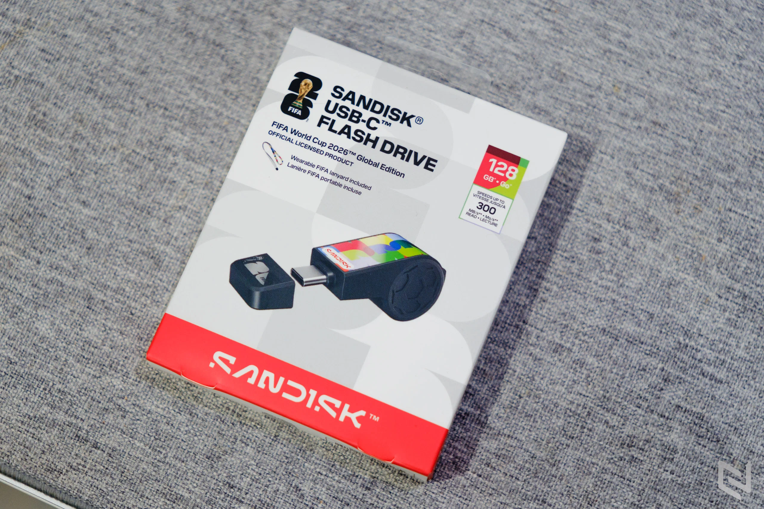 Trên tay Sandisk USB-C Flash Drive FIFA World Cup 2026: Phụ kiện lưu trữ bản giới hạn dành cho fan bóng đá