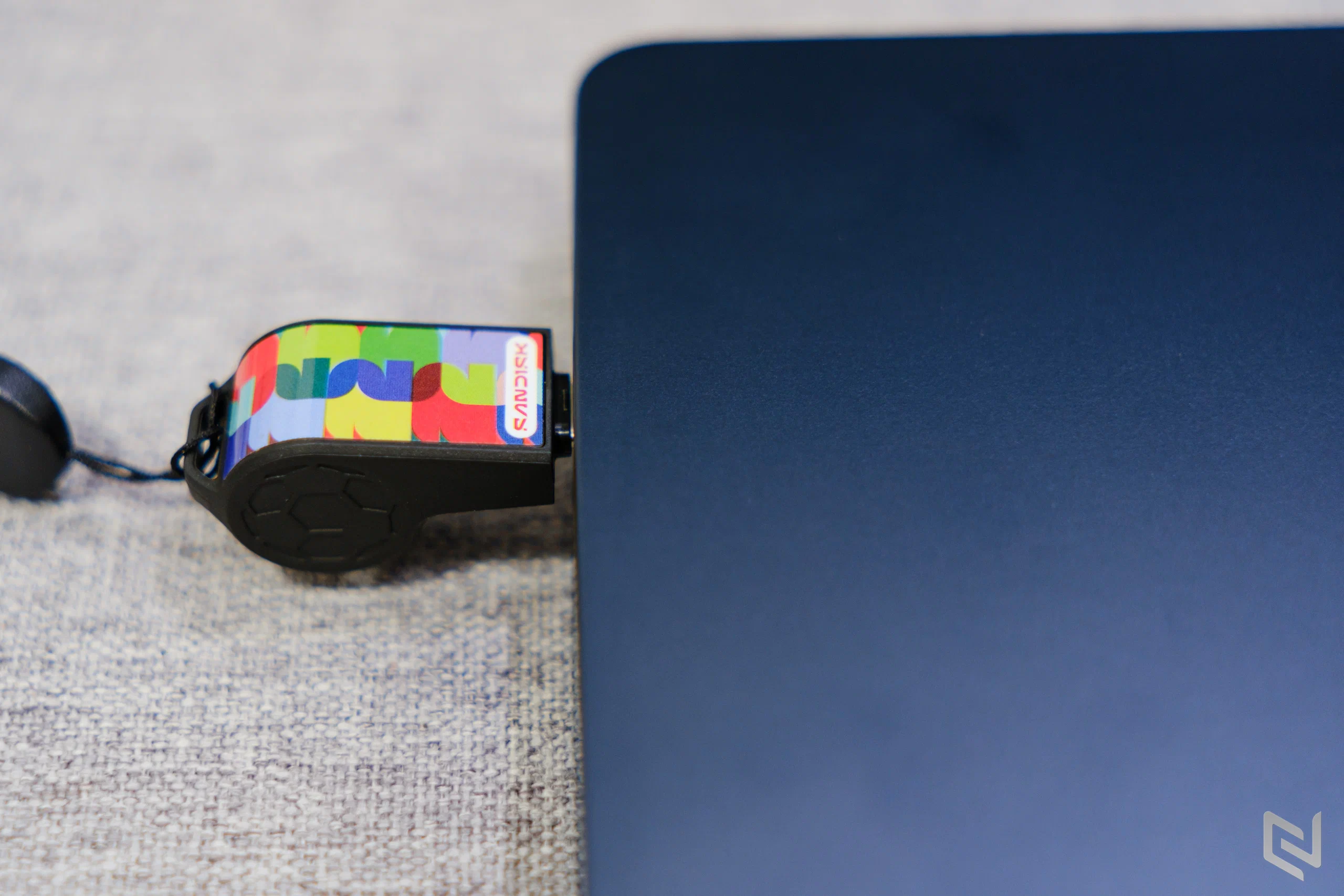 Trên tay Sandisk USB-C Flash Drive FIFA World Cup 2026: Phụ kiện lưu trữ bản giới hạn dành cho fan bóng đá