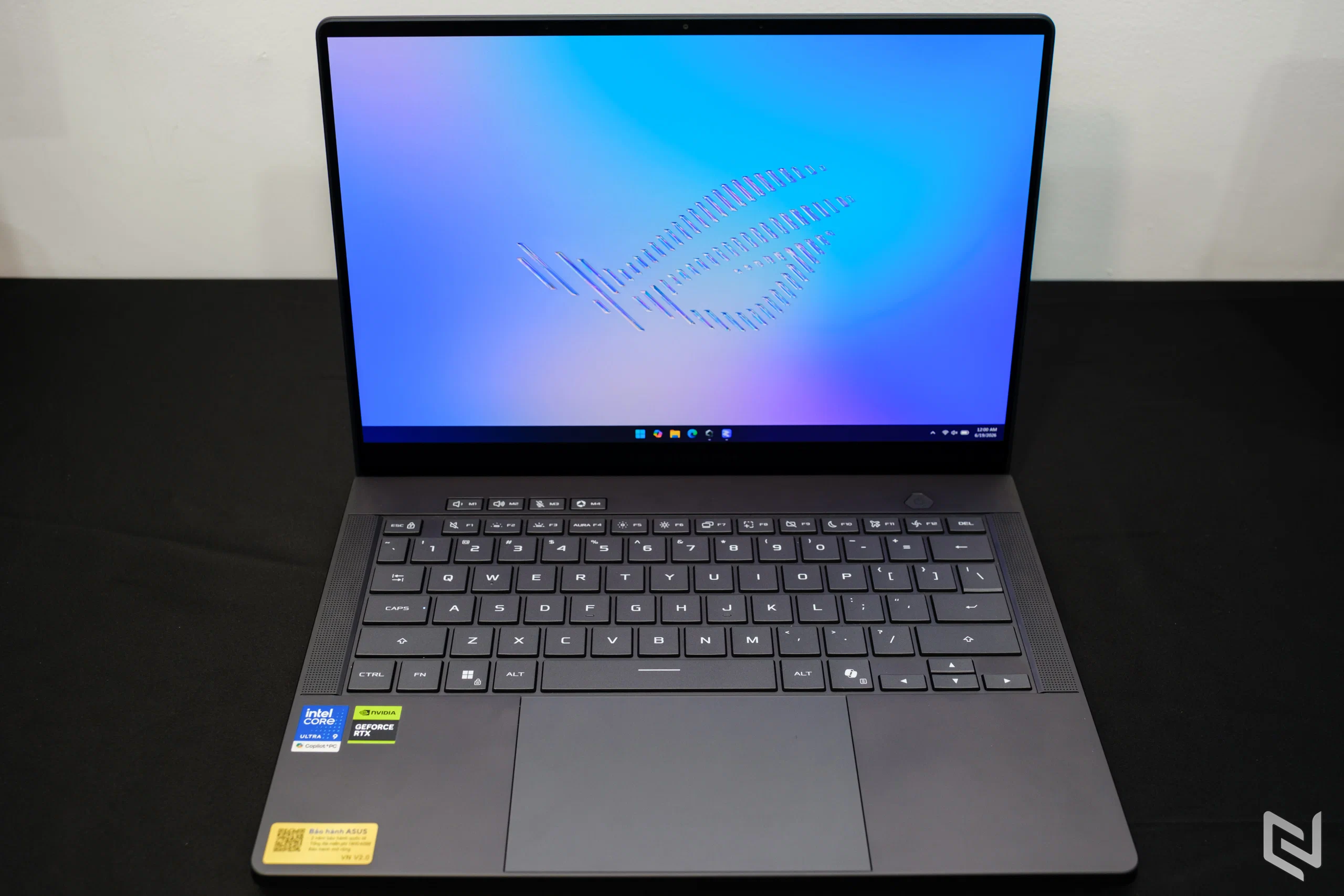 ASUS trình làng ROG Zephyrus Duo giá 200 triệu cùng Zephyrus G14 và G16 tại Việt Nam