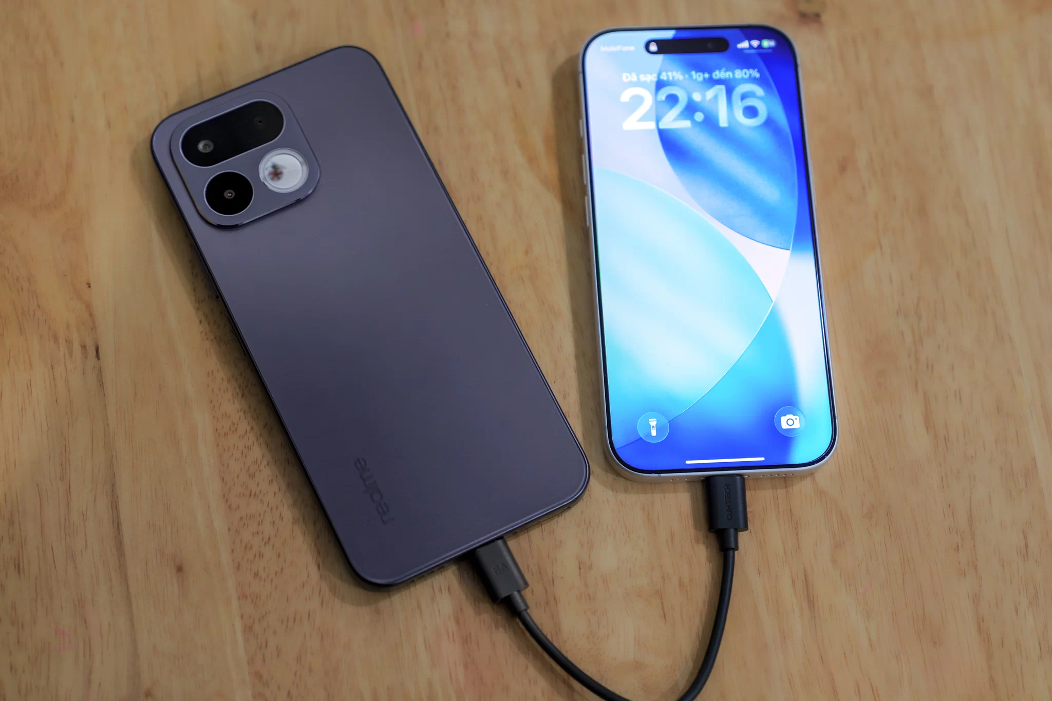realme 16T 5G - Smartphone bền bỉ, pin lâu cùng AI tiện lợi giúp cuộc vui không gián đoạn