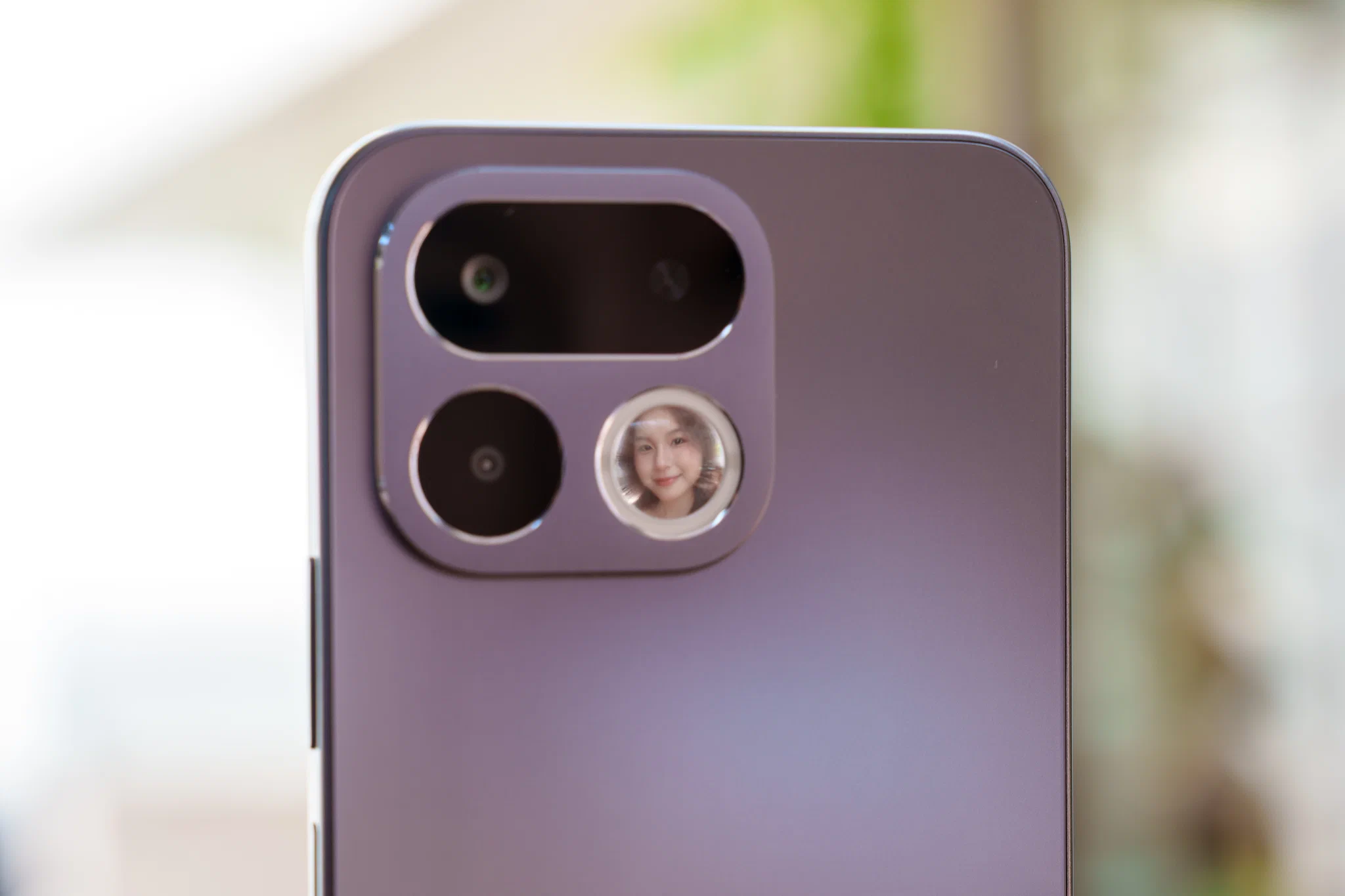 realme 16T 5G - Smartphone bền bỉ, pin lâu cùng AI tiện lợi giúp cuộc vui không gián đoạn