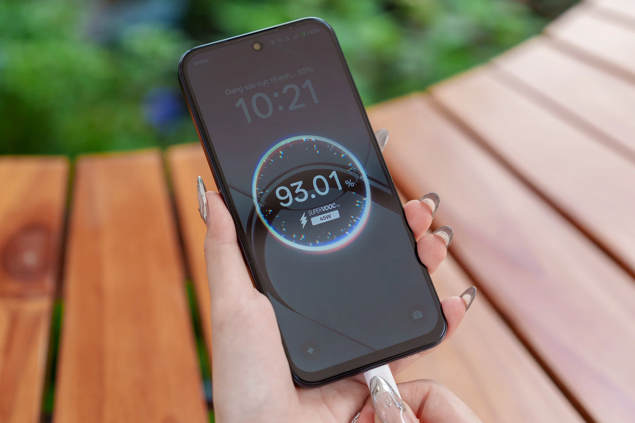 realme 16T 5G - Smartphone bền bỉ, pin lâu cùng AI tiện lợi giúp cuộc vui không gián đoạn