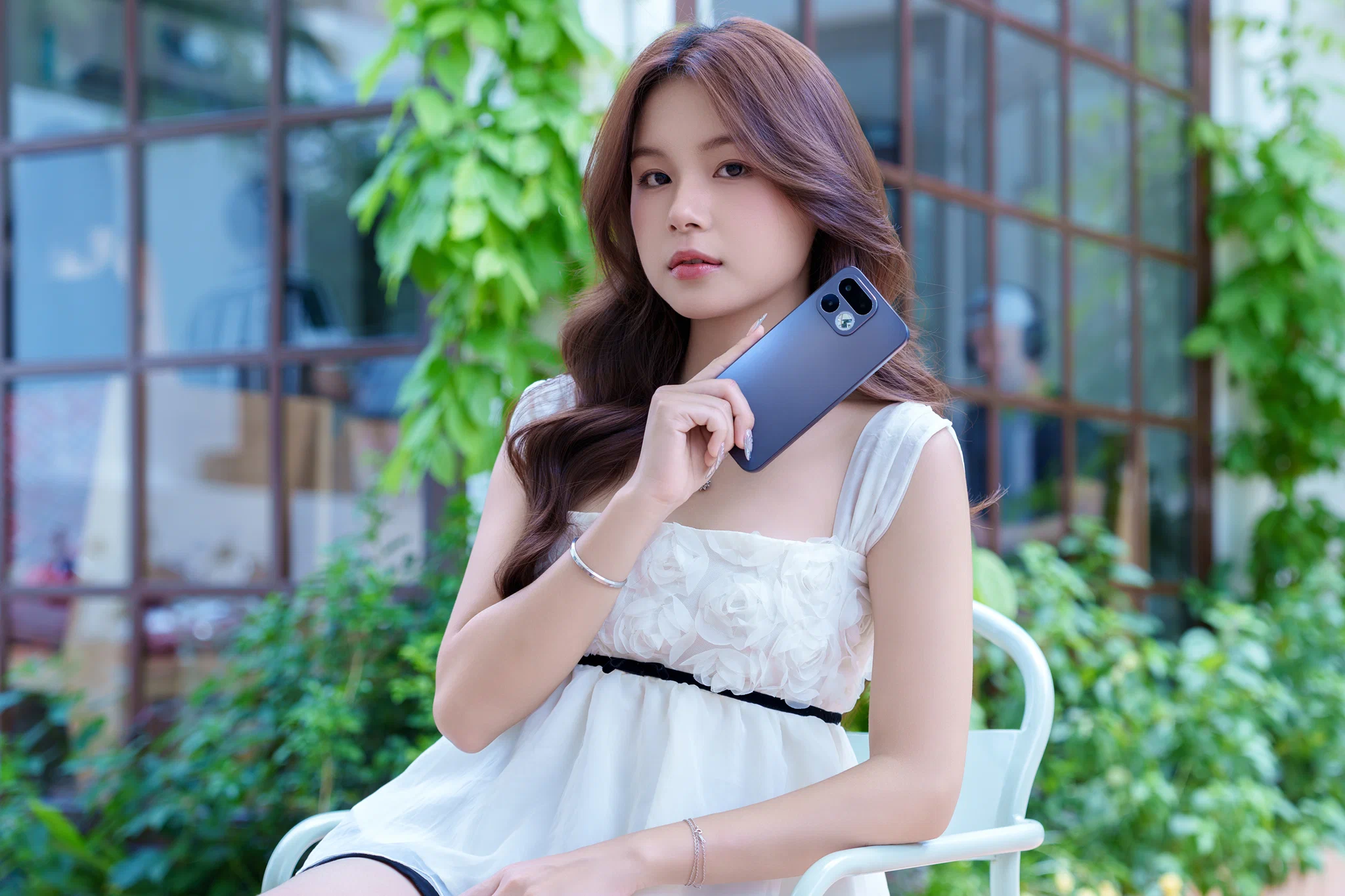 realme 16T 5G - Smartphone bền bỉ, pin lâu cùng AI tiện lợi giúp cuộc vui không gián đoạn