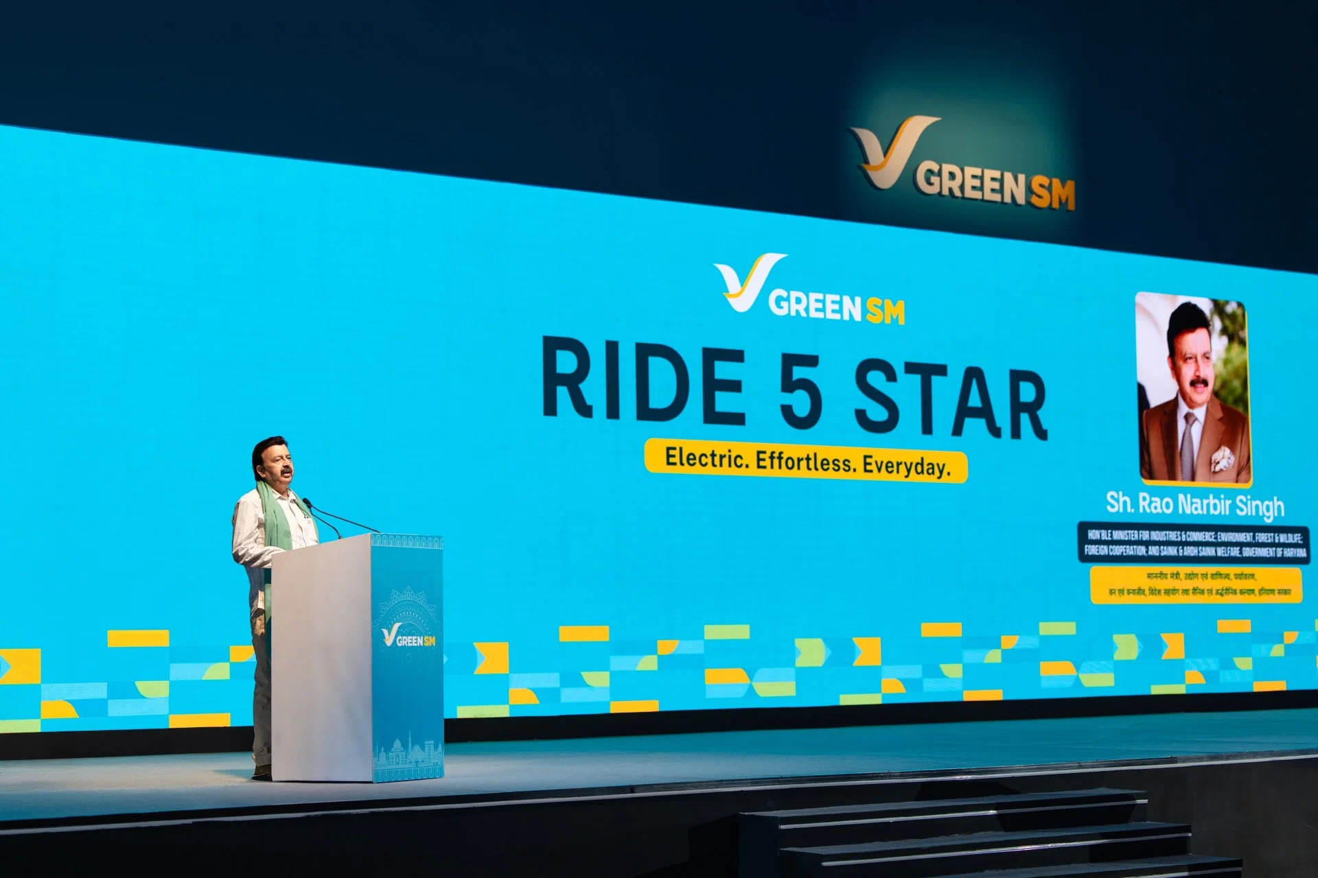 Green SM chính thức vào Ấn Độ với dịch vụ taxi điện Green SM Limo