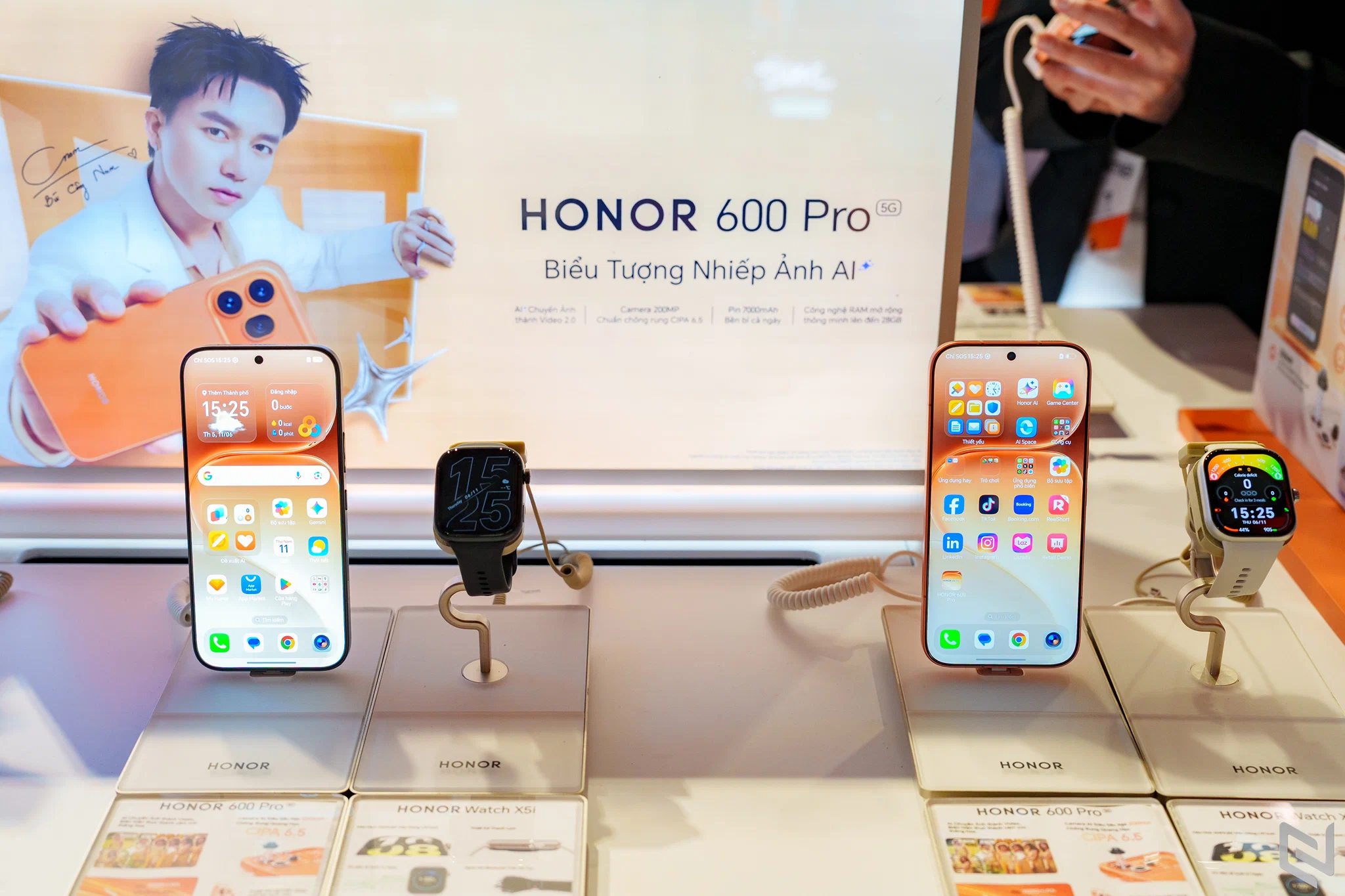 HONOR mở rộng hệ sinh thái AIoT tại Việt Nam với Watch X5i và bộ ba tai nghe mới