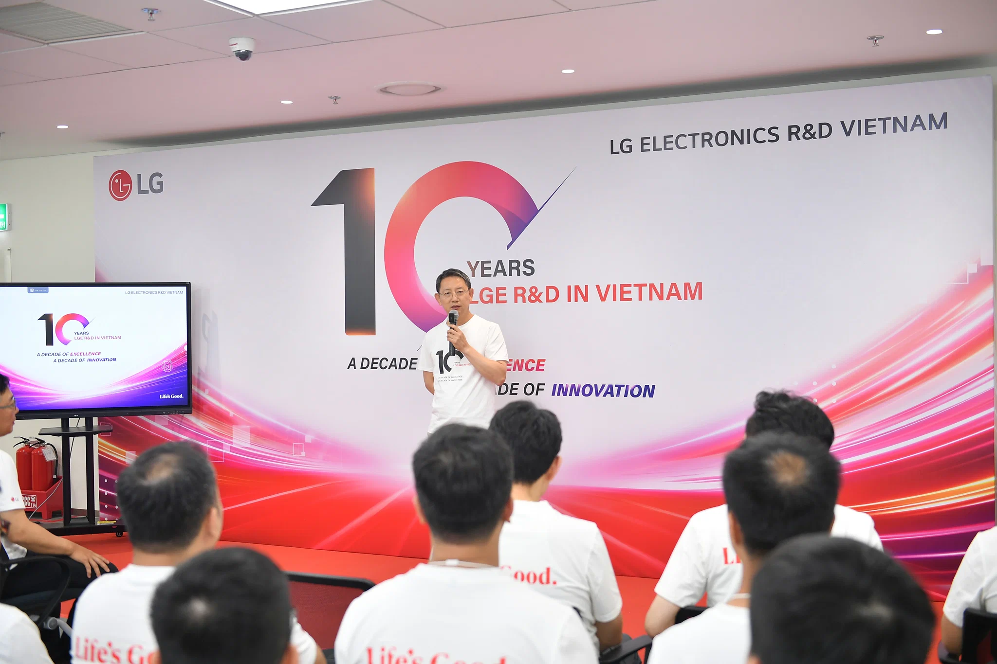 LG kỷ niệm 10 năm phát triển phần mềm ô tô tại Việt Nam với hơn 1250 kỹ sư