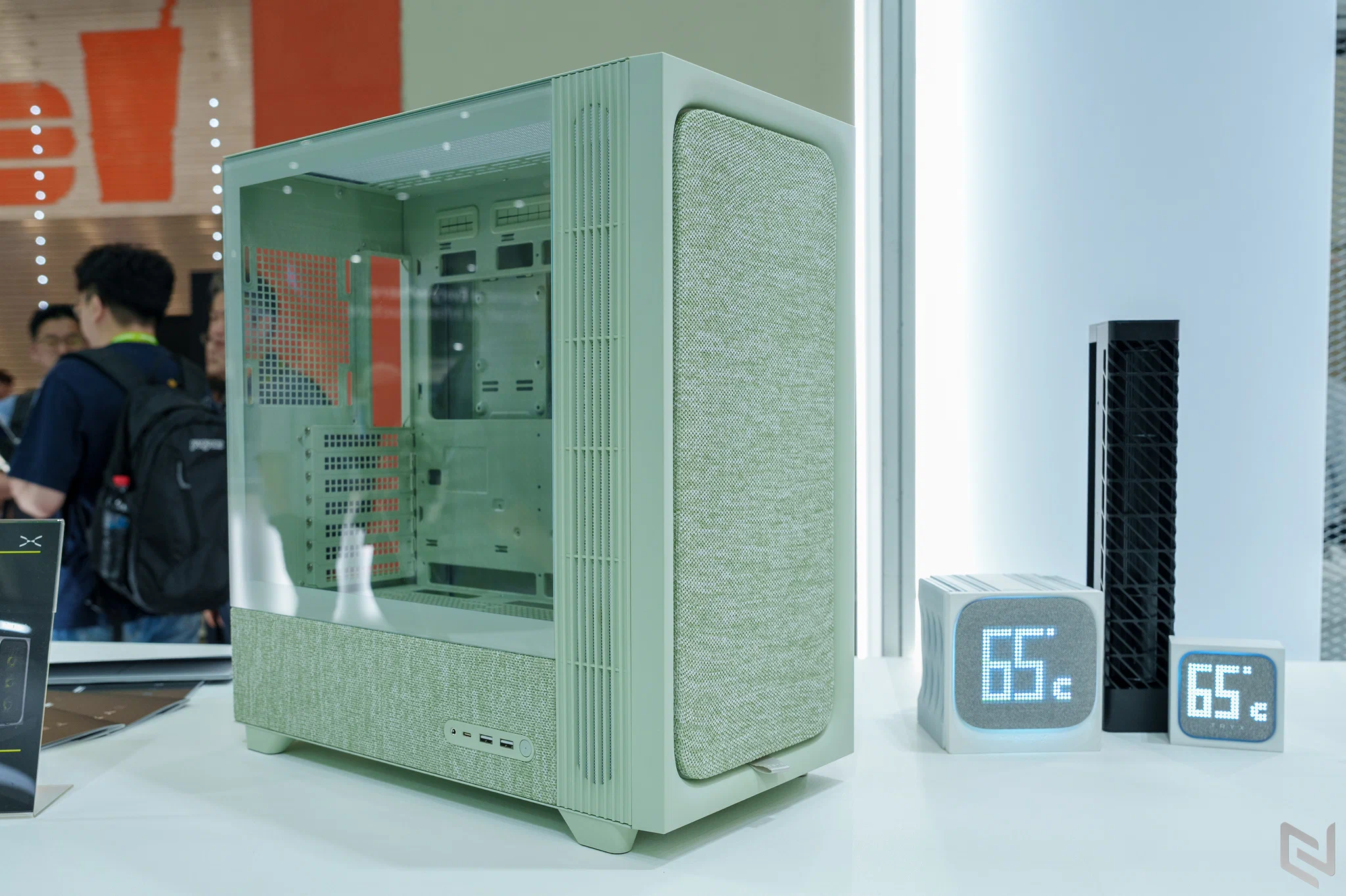 TRYX giới thiệu tản nhiệt AIO holographic HOLO và loạt sản phẩm mới tại COMPUTEX 2026