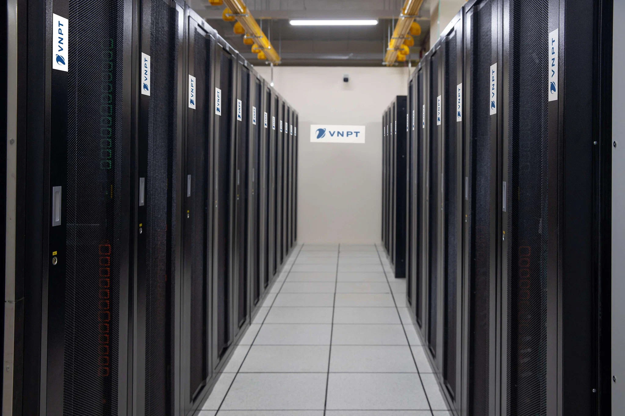 VNPT Colocation giúp doanh nghiệp quốc tế tăng tốc kết nối tại Việt Nam