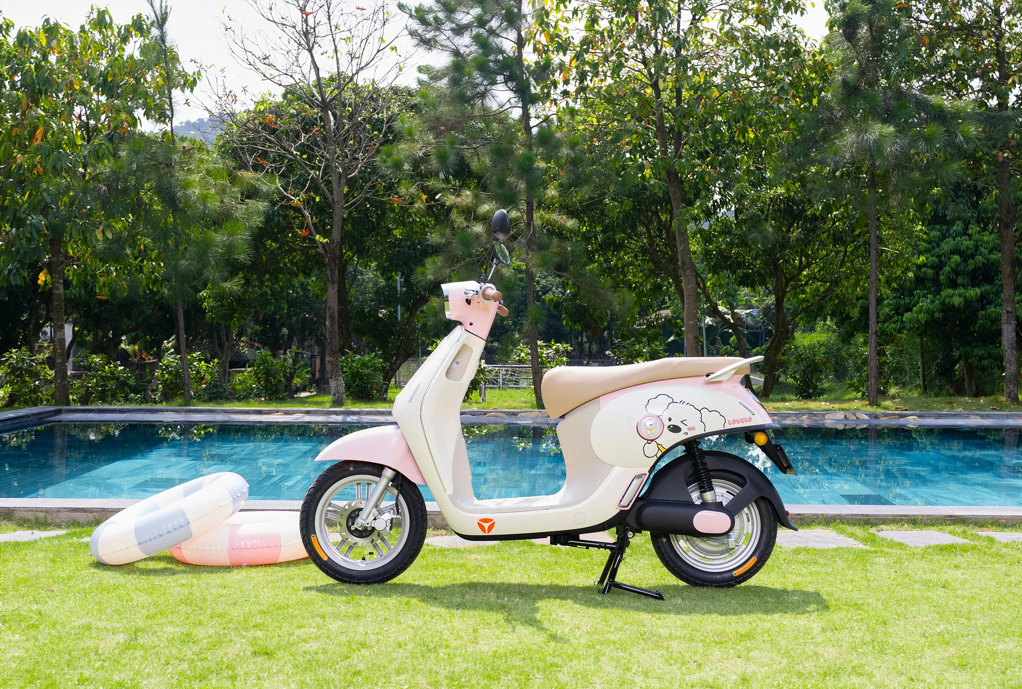 YADEA Omee ra mắt, xe điện thông minh cho học sinh, tầm hoạt động tới 89km